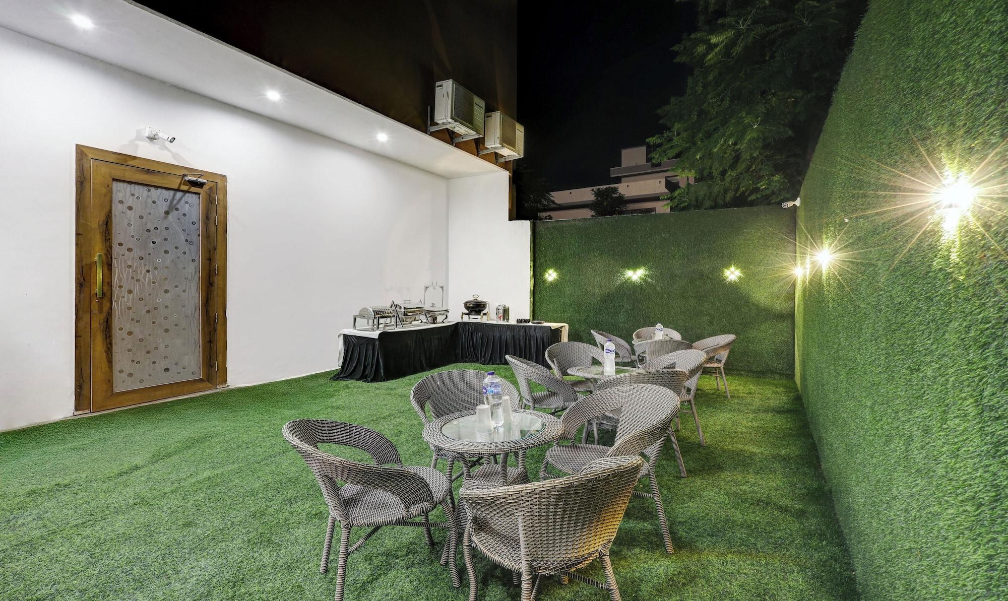 Itsy Hotels Vedansh