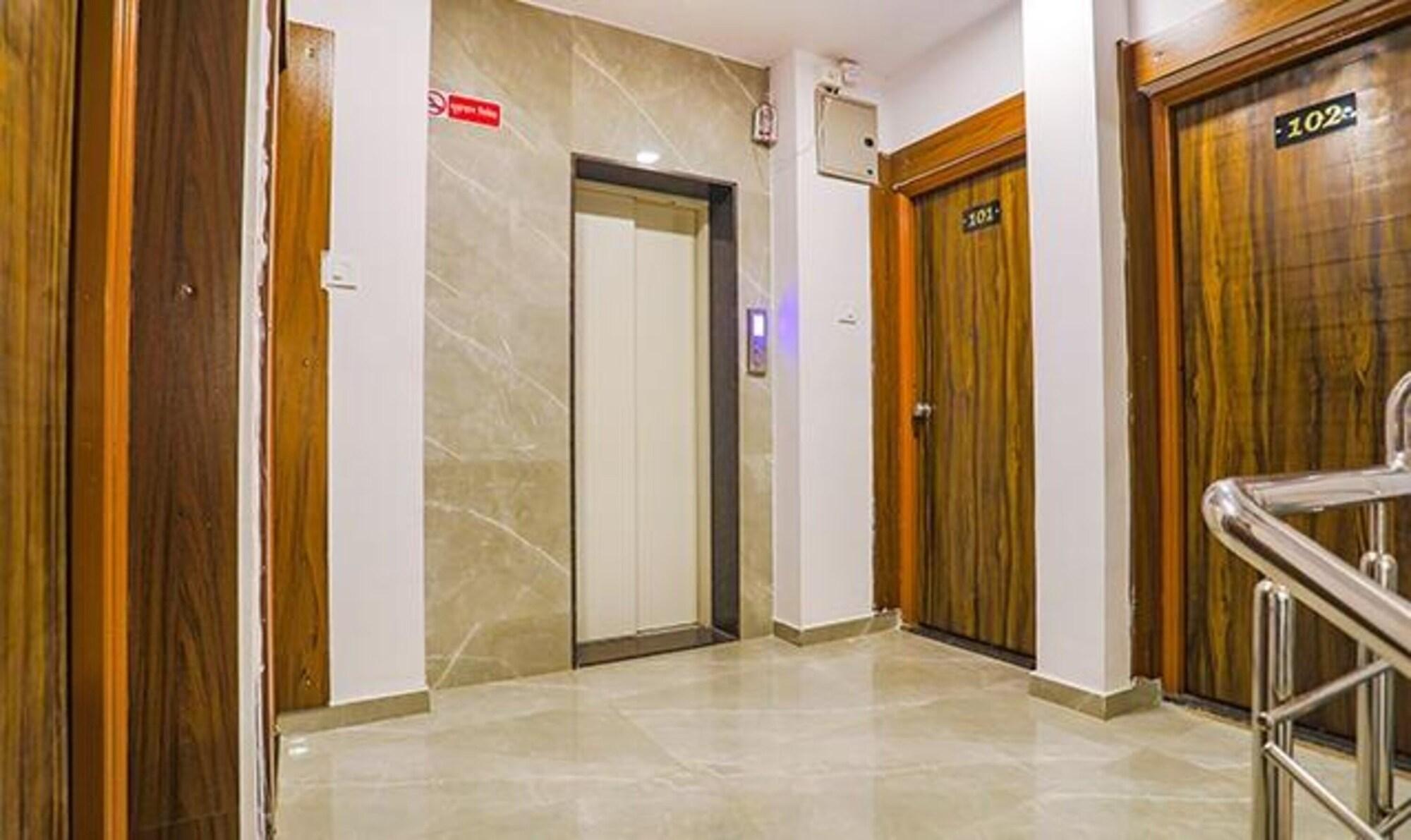 Fabhotel Royal Stay