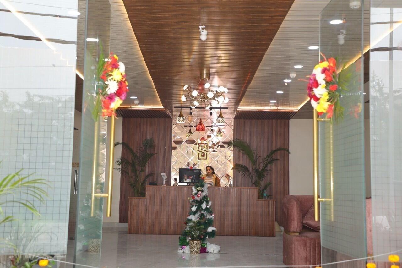 Sarla Hotel Inn