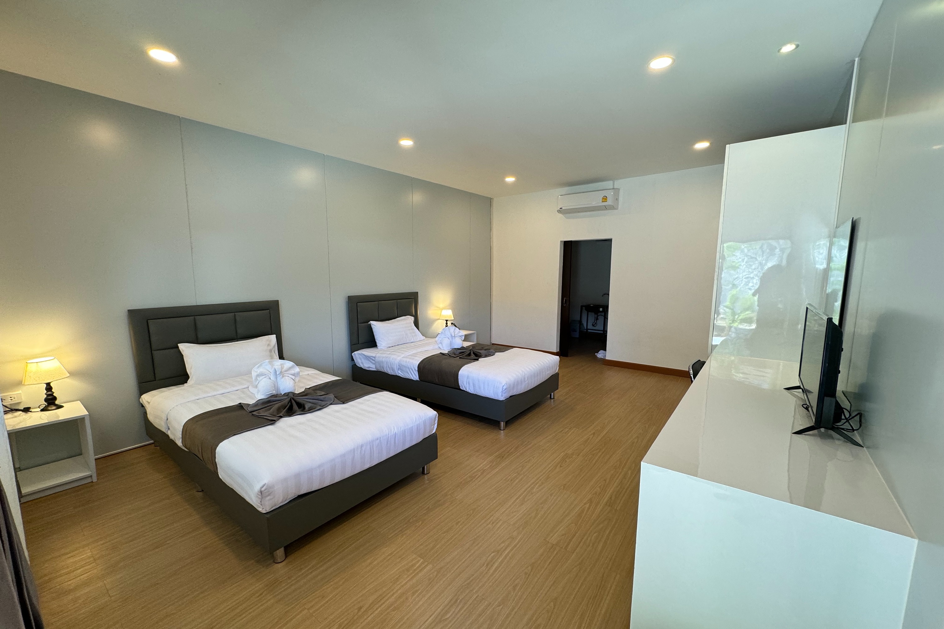Myp Cherngtalay By Zuzu
