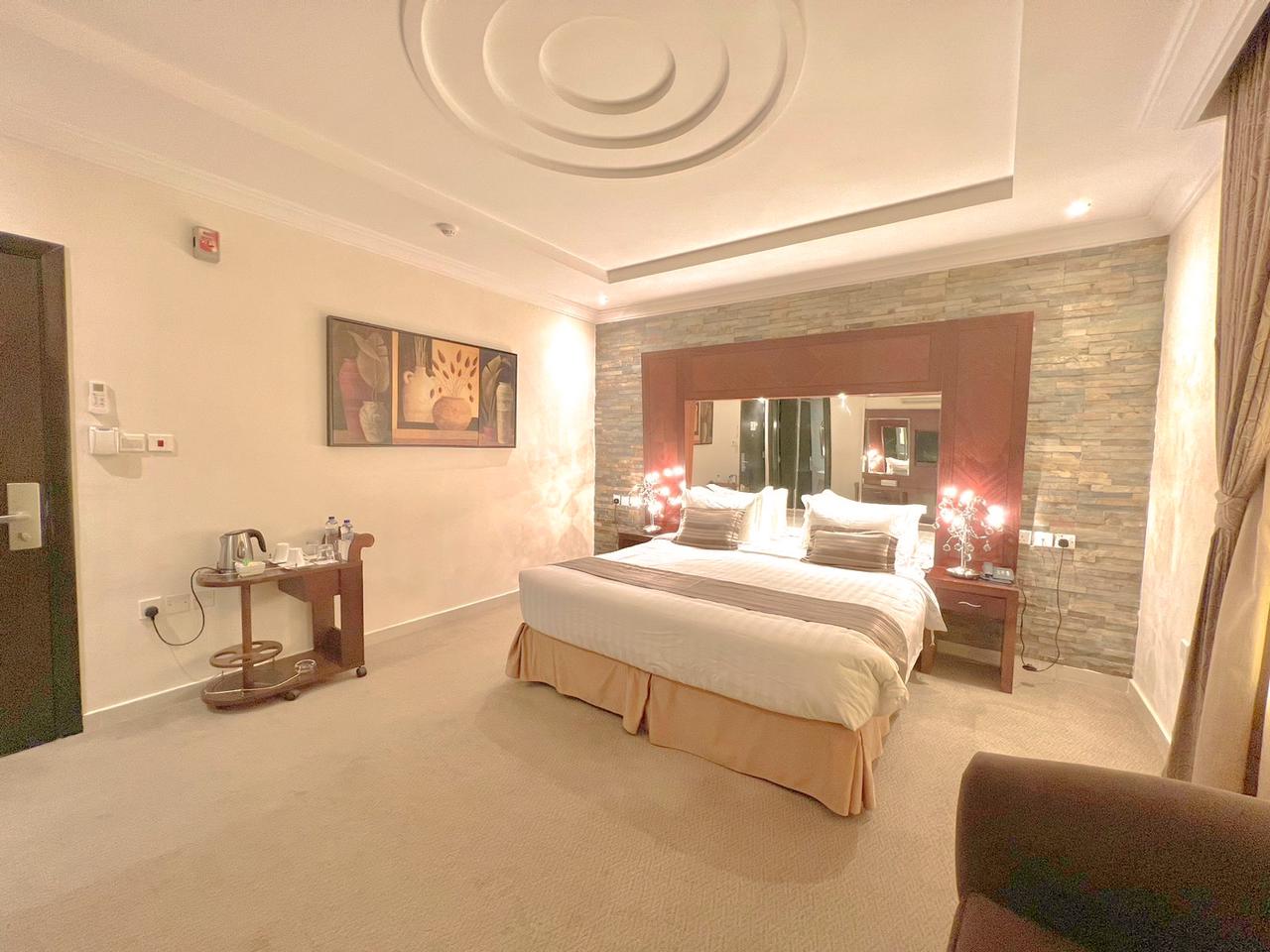 Loren Suites