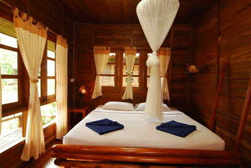 Nice & Easy House