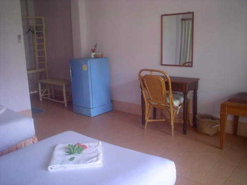 Good Days Lanta Chalet & Resort