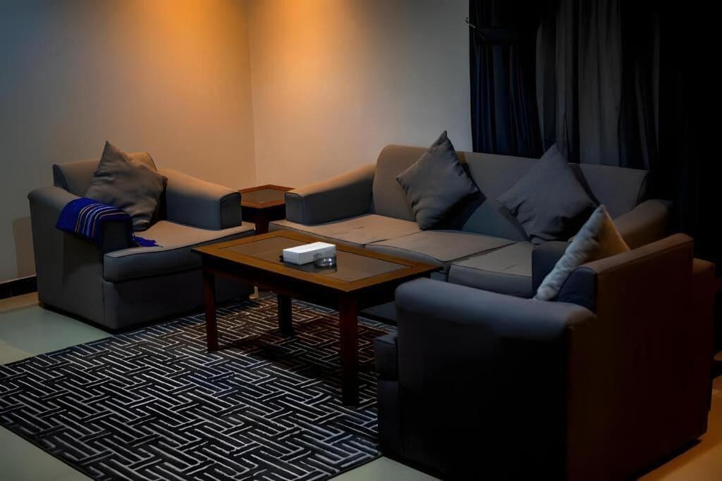 Ahlin Suites 2