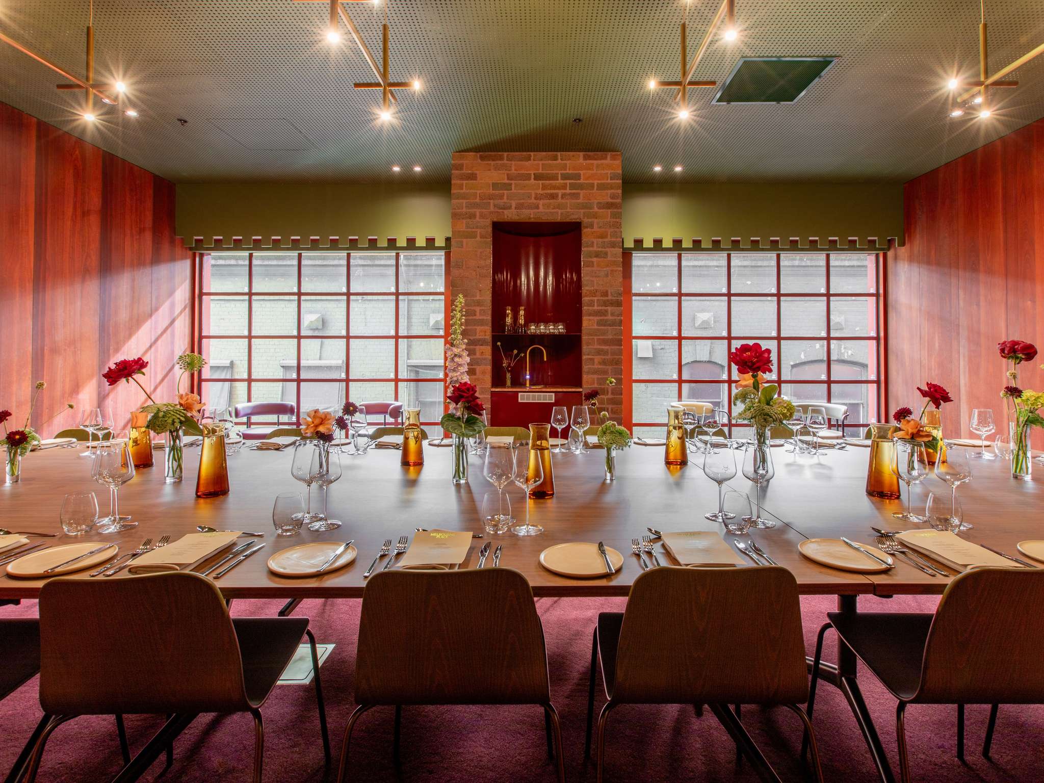 Hyde Melbourne Place by null