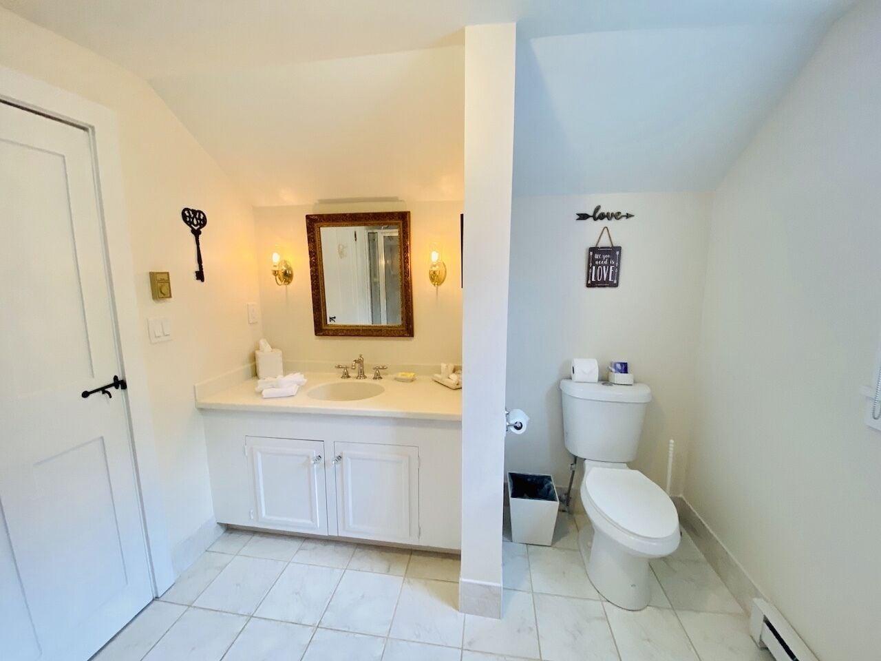 Farm Road Estate by null