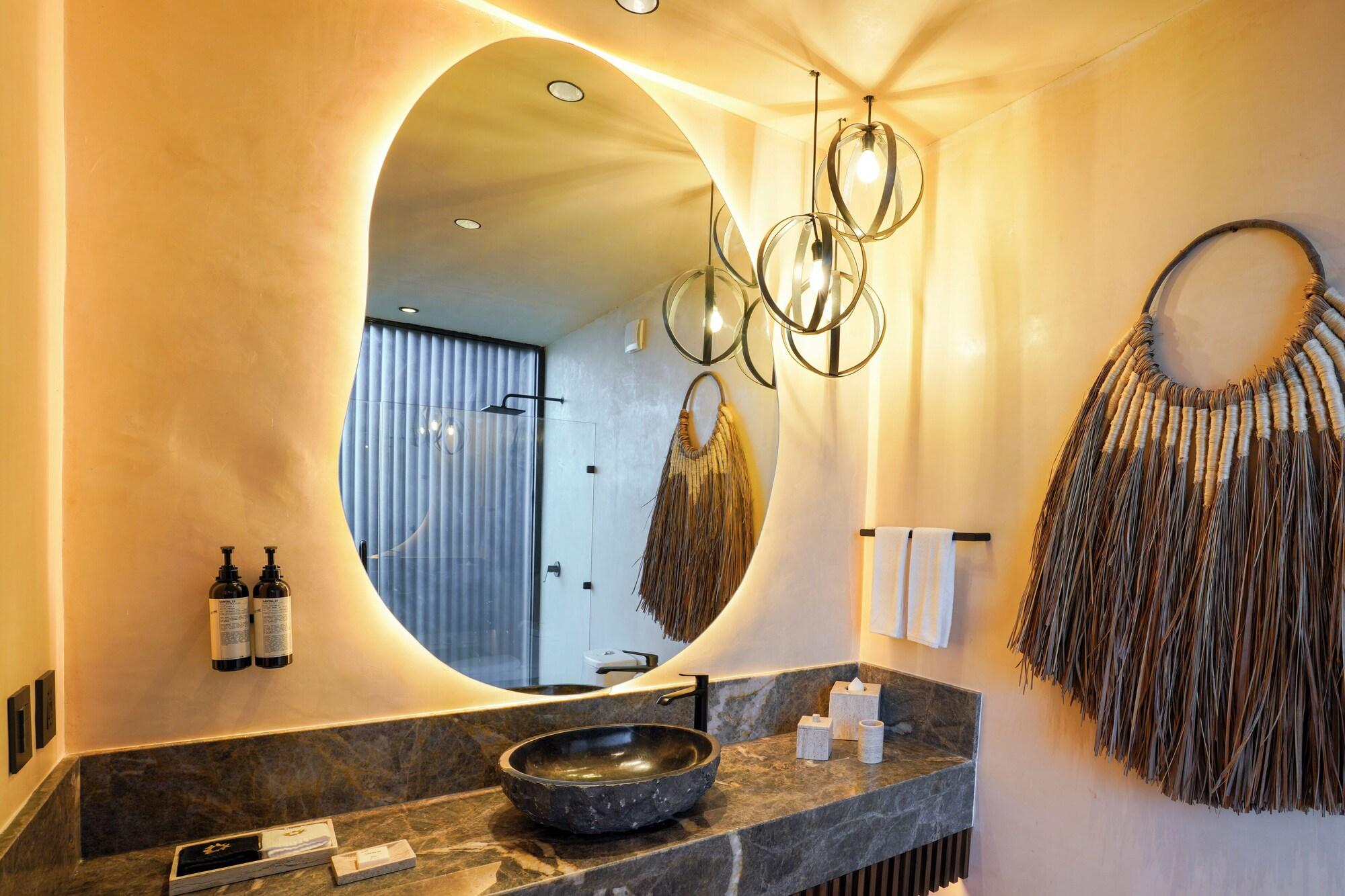 Trobbu Tulum by null