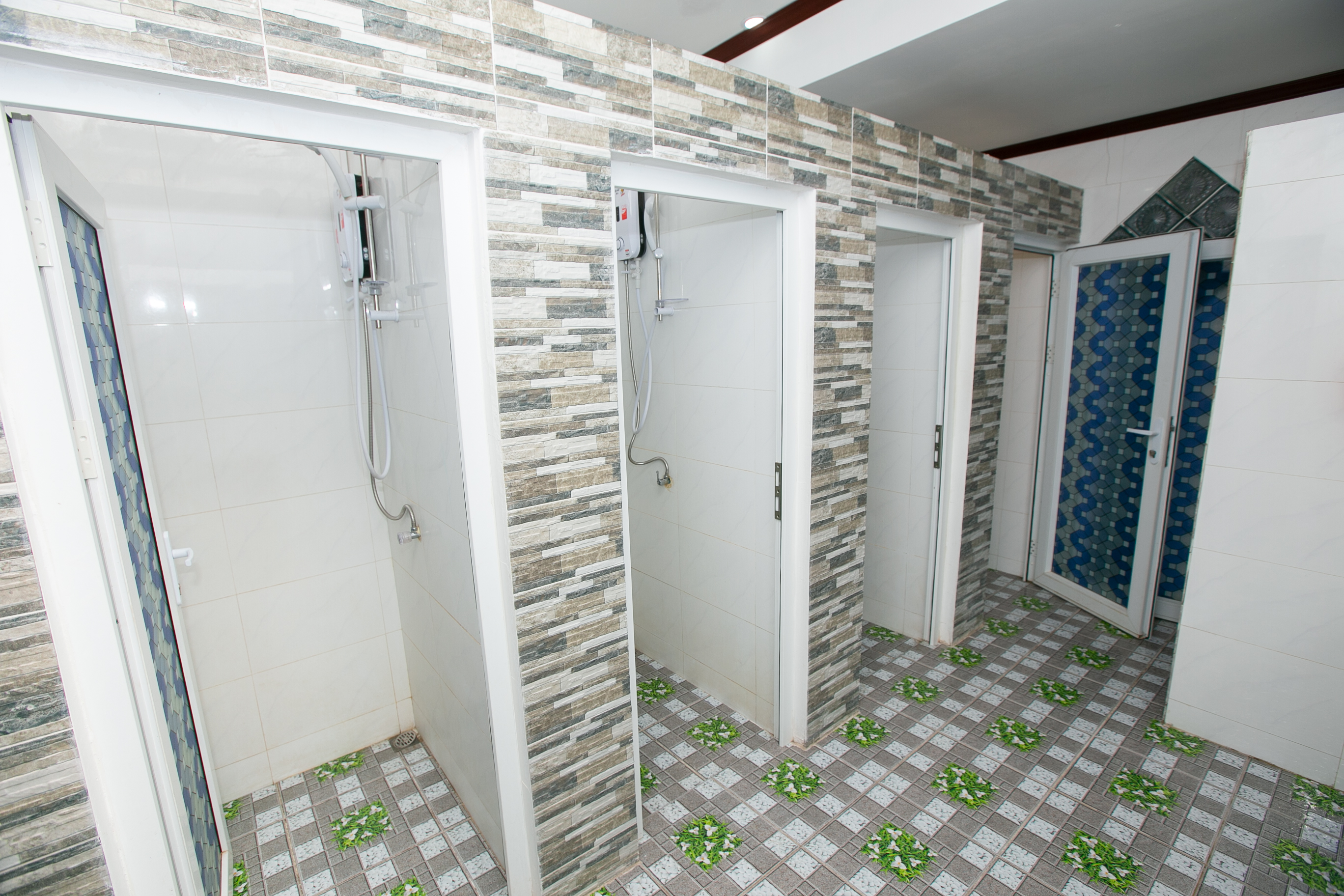 Ruby Riverside Backpacker & Hostel