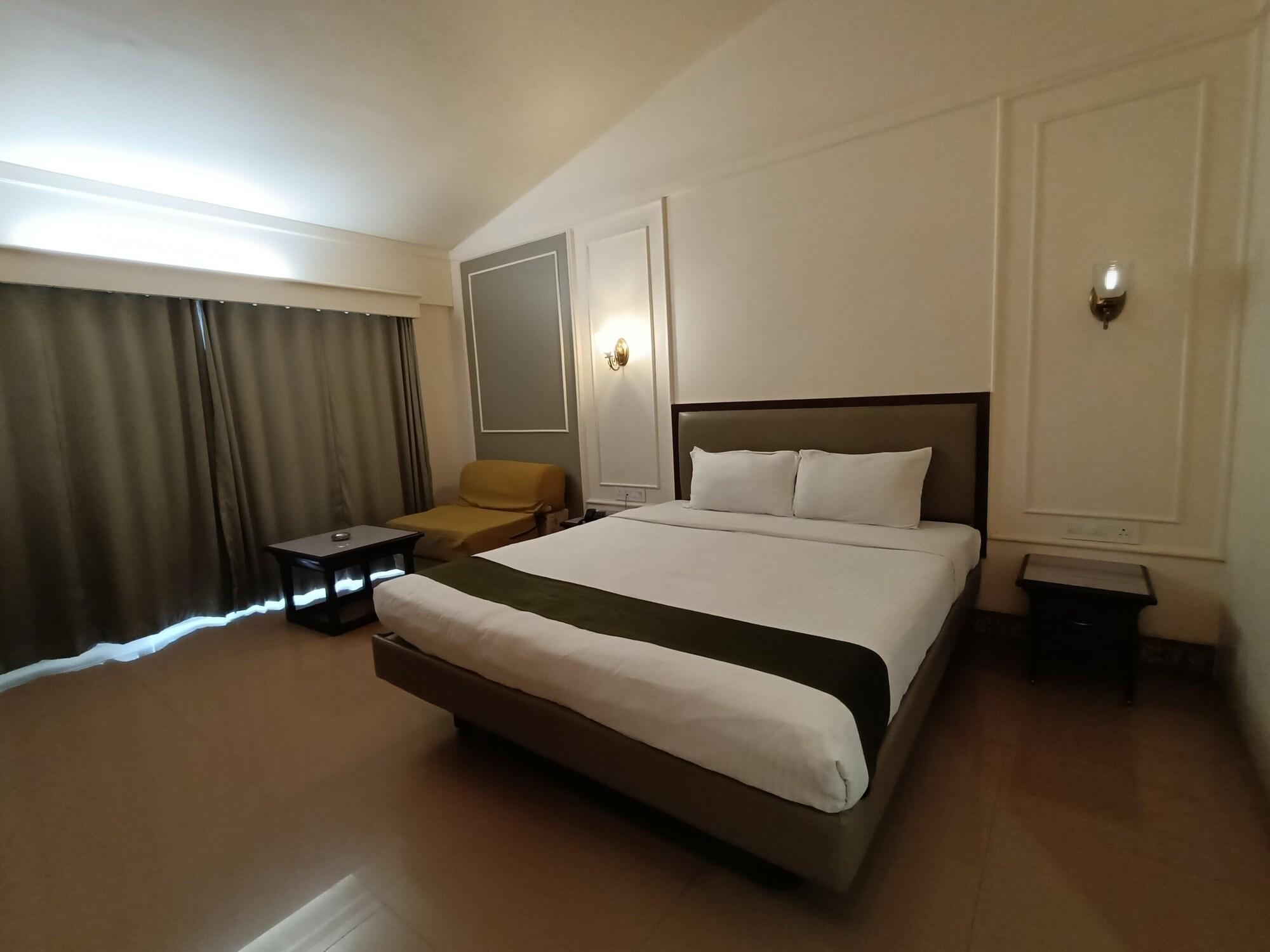 Royal Garden Resort