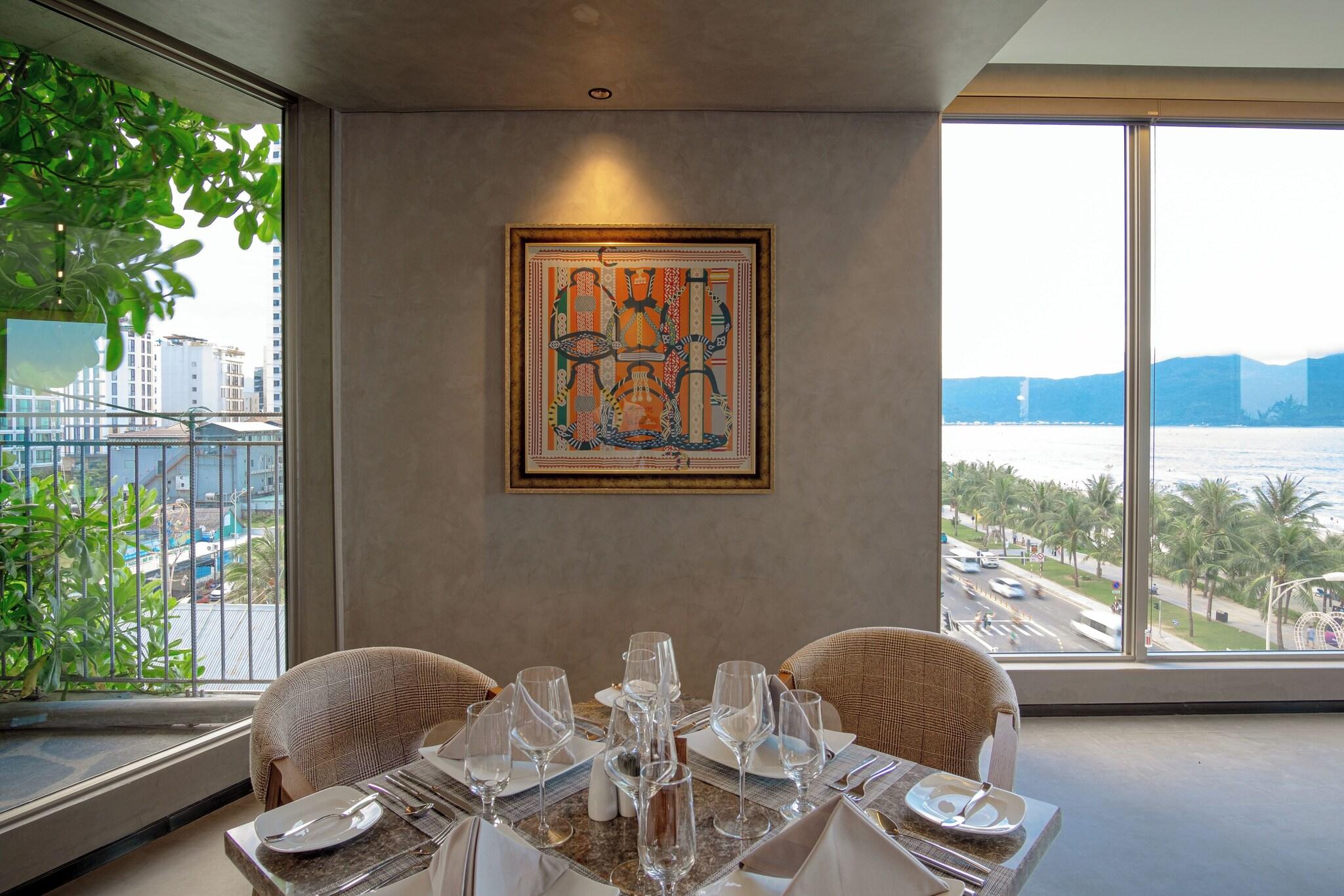 M Hotel Danang 