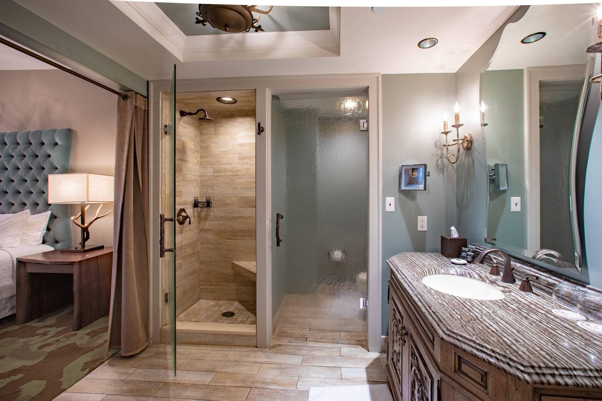 Grand Bohemian Lodge Asheville, Autograph Collection by null