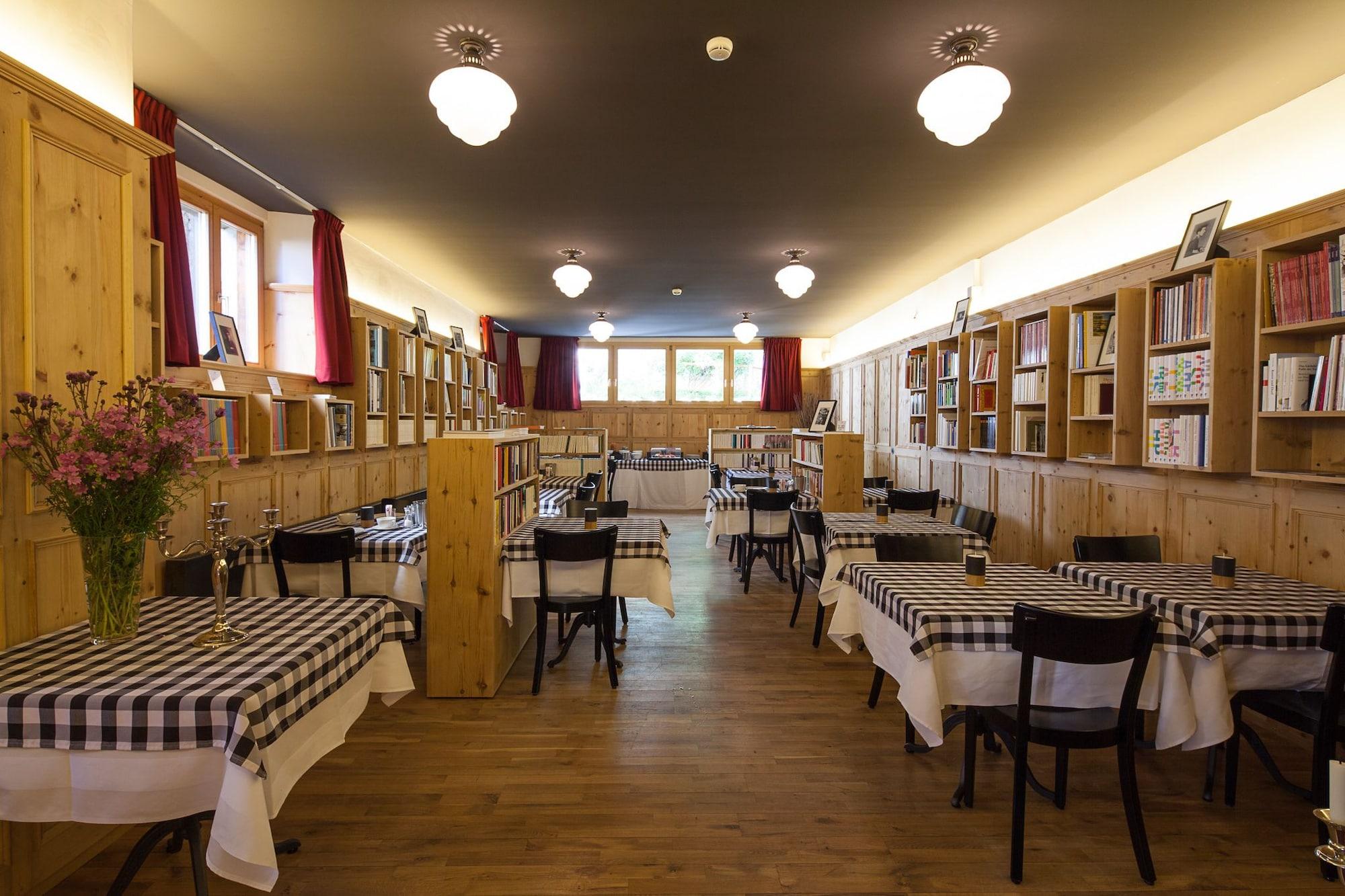 Hotel Pensiun Aldier by null