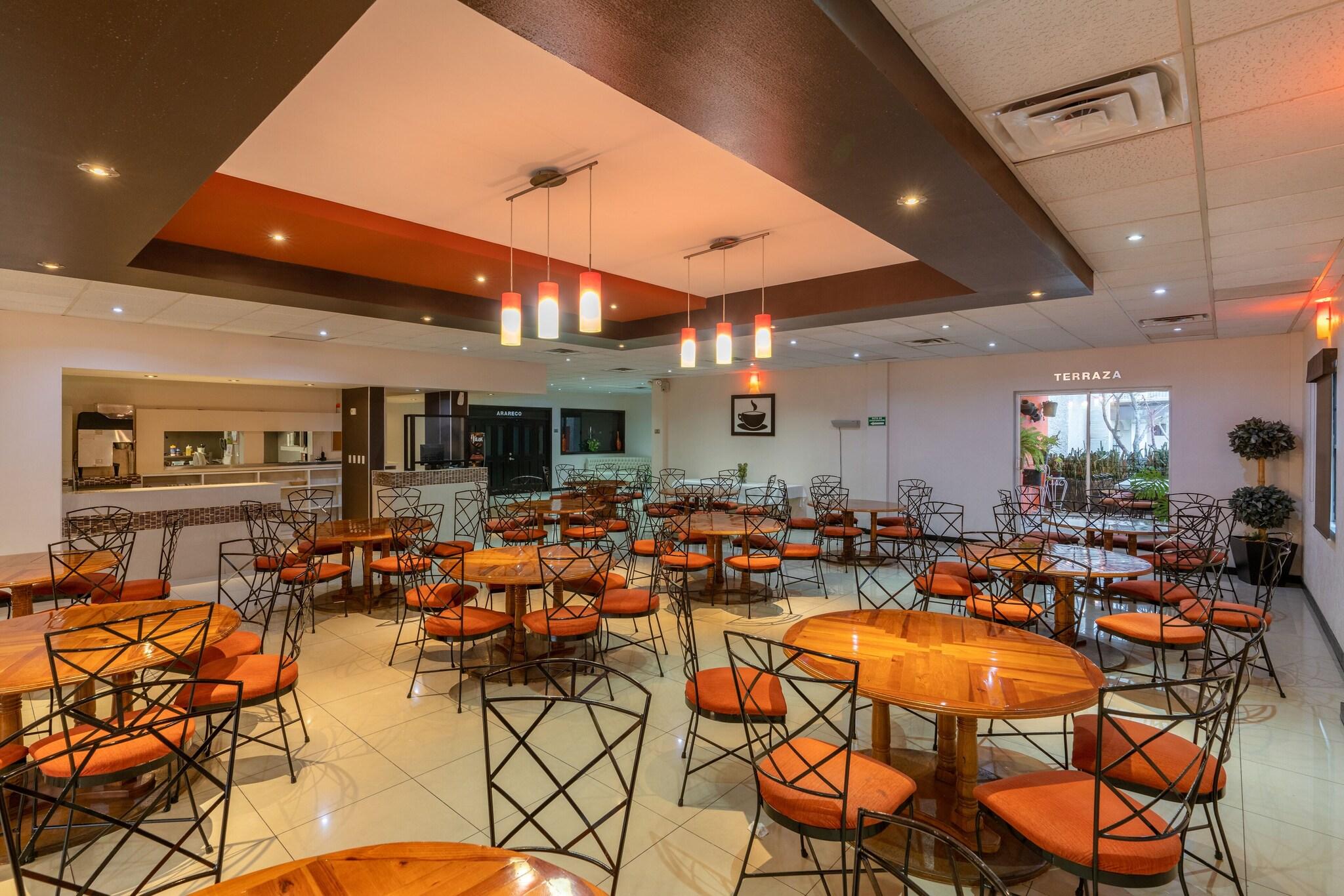 Hotel Sntenario