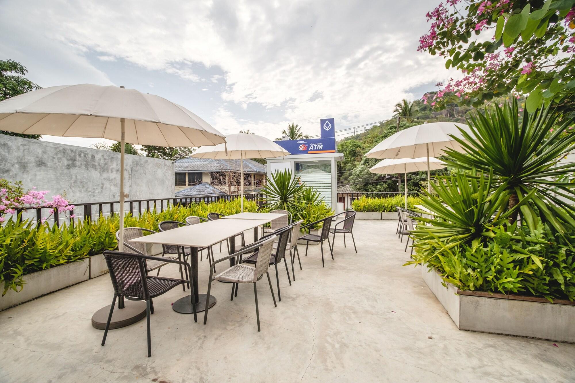 The Dearly Koh Tao Hostel