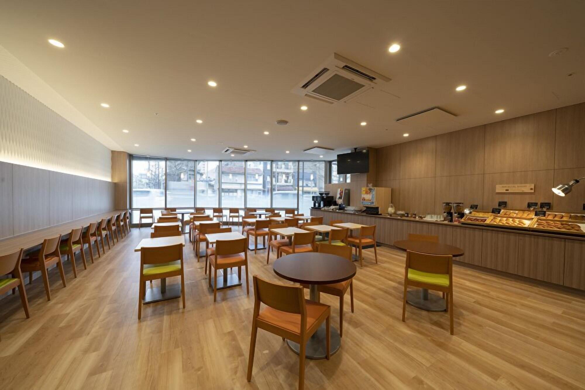R B Hotel Sendai East