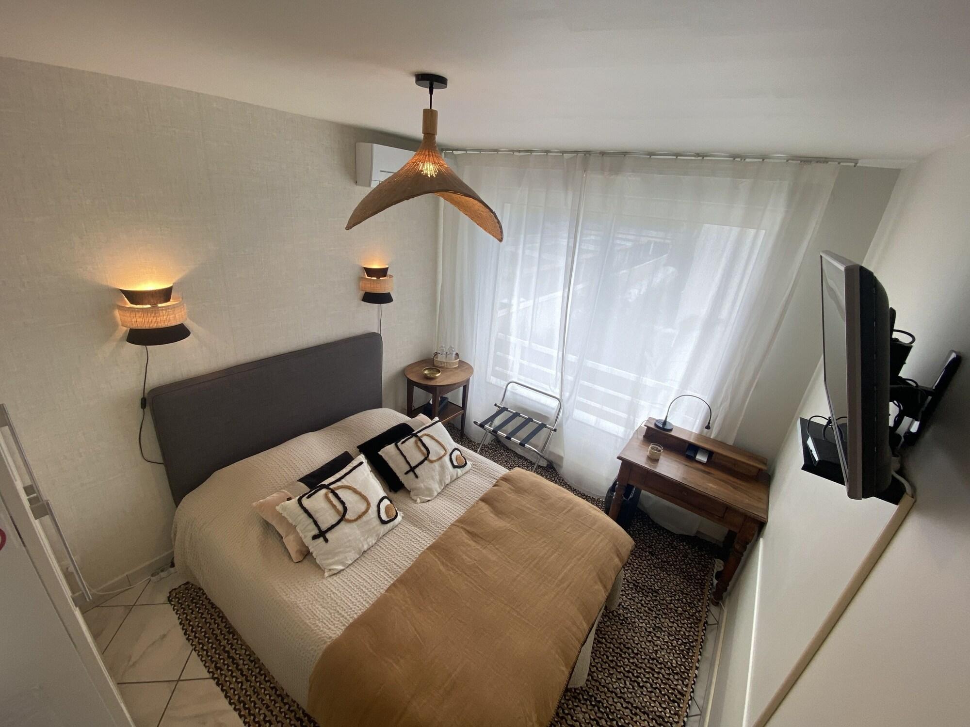 Chambres D Ha Tes Du Parc Bordelais