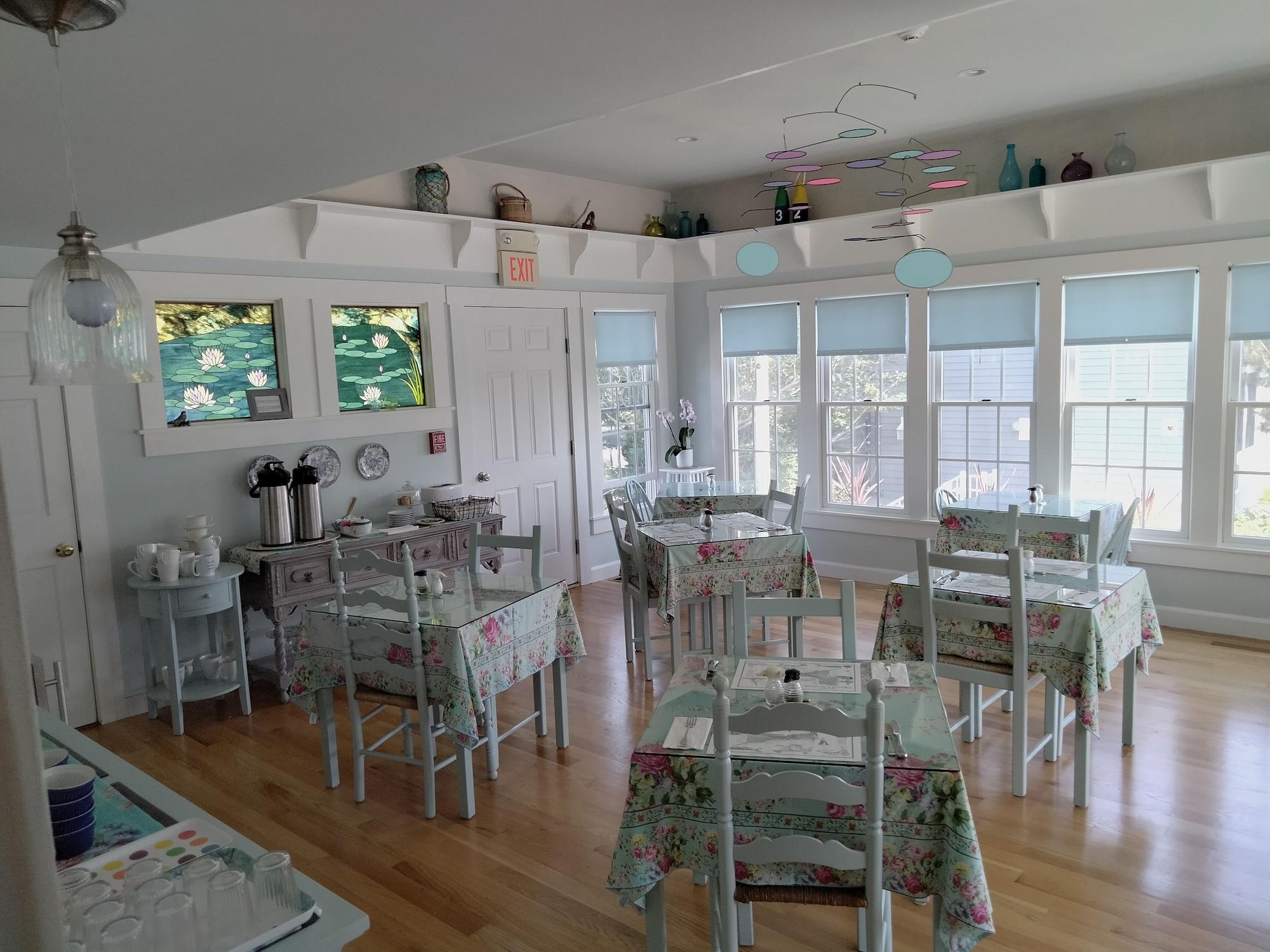 An English Garden Bed Breakfast