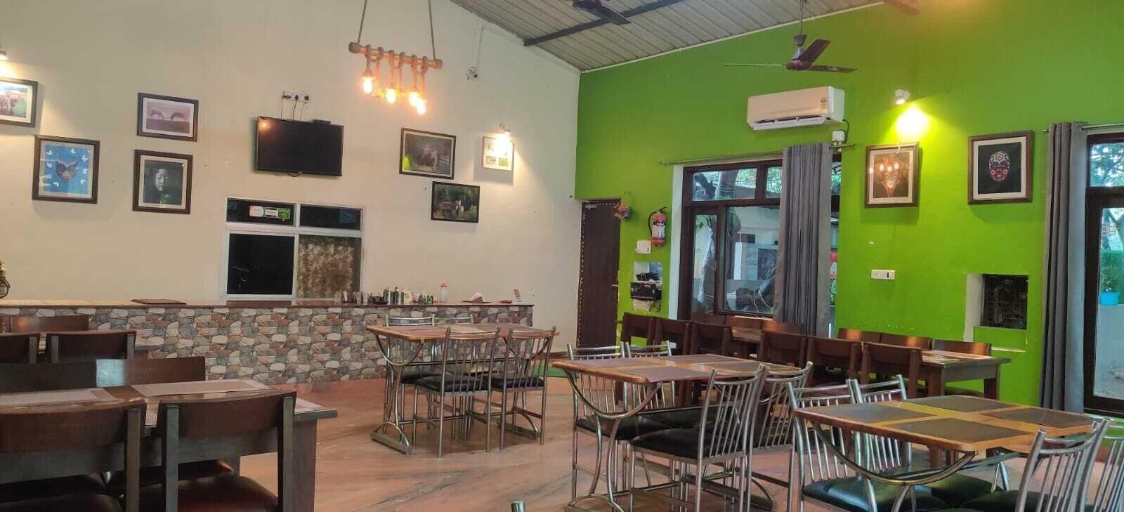 Karans Corbett Motel