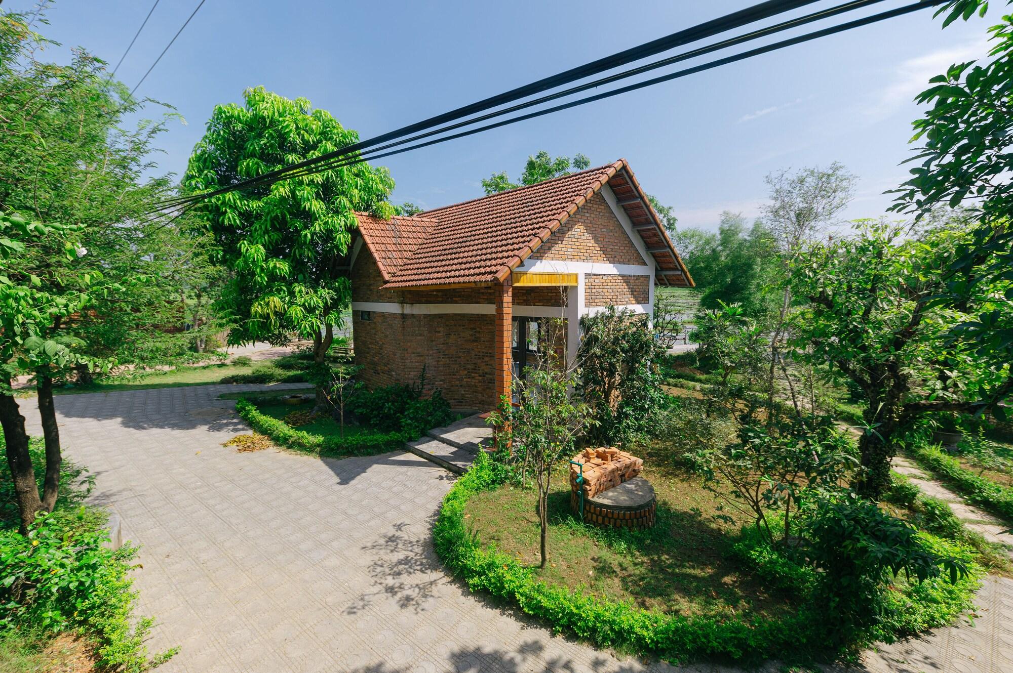 Room 4, S N Home Garden Hue, Huế