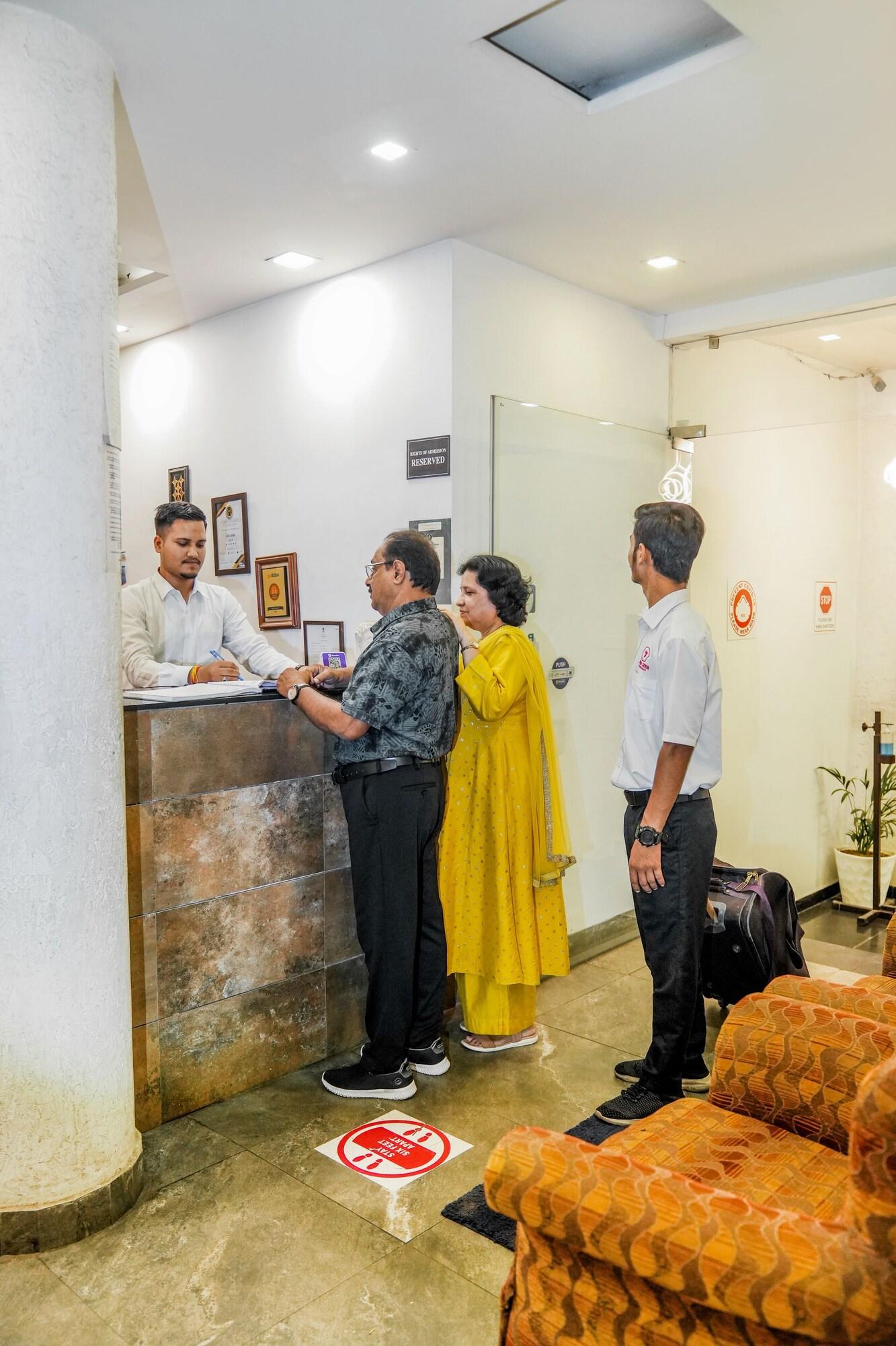 Hotel Seven