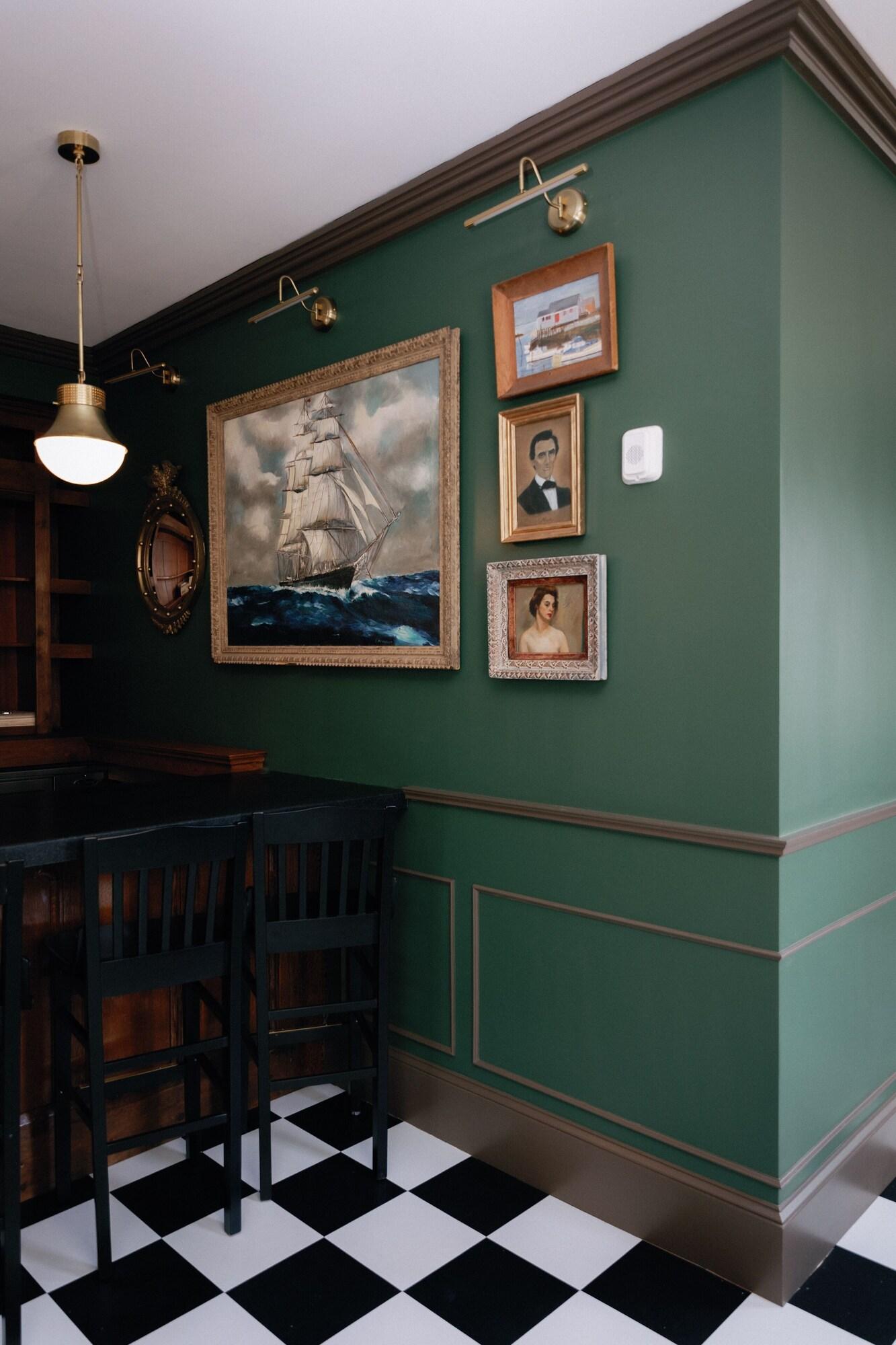 The Bell Inn