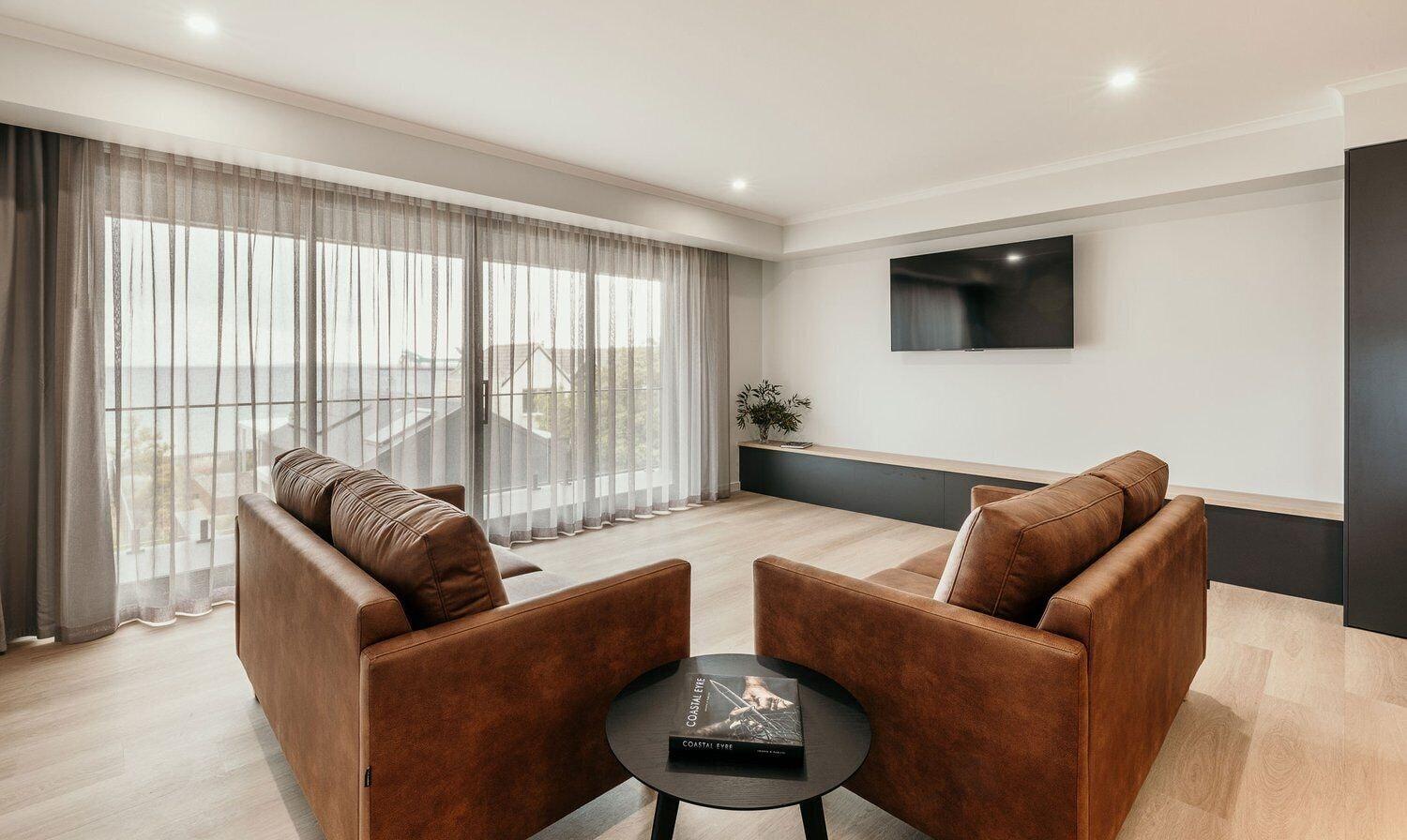 Met Apartments photo 3