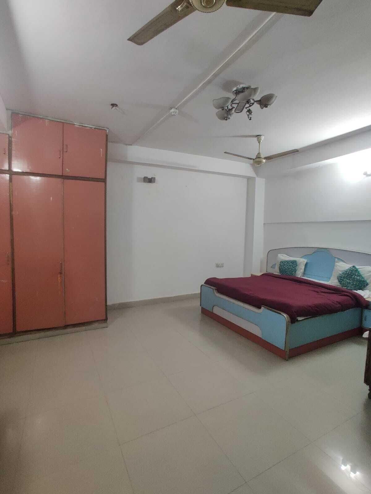 Hotel Abhishek Residency By The Arrow