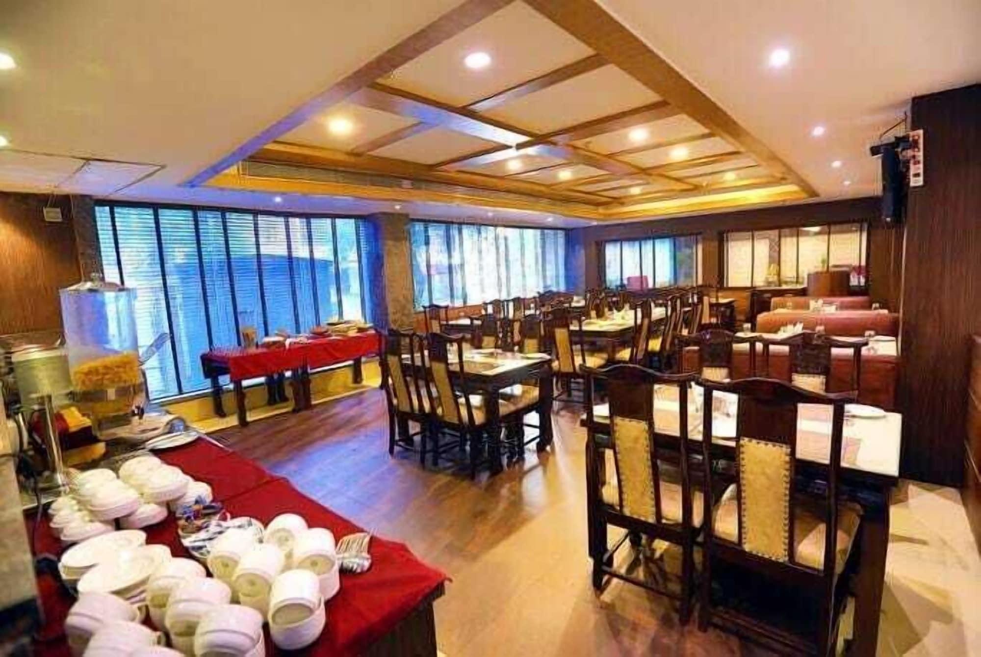 Hotel Pitrashish Pride Delhi Igi Airport