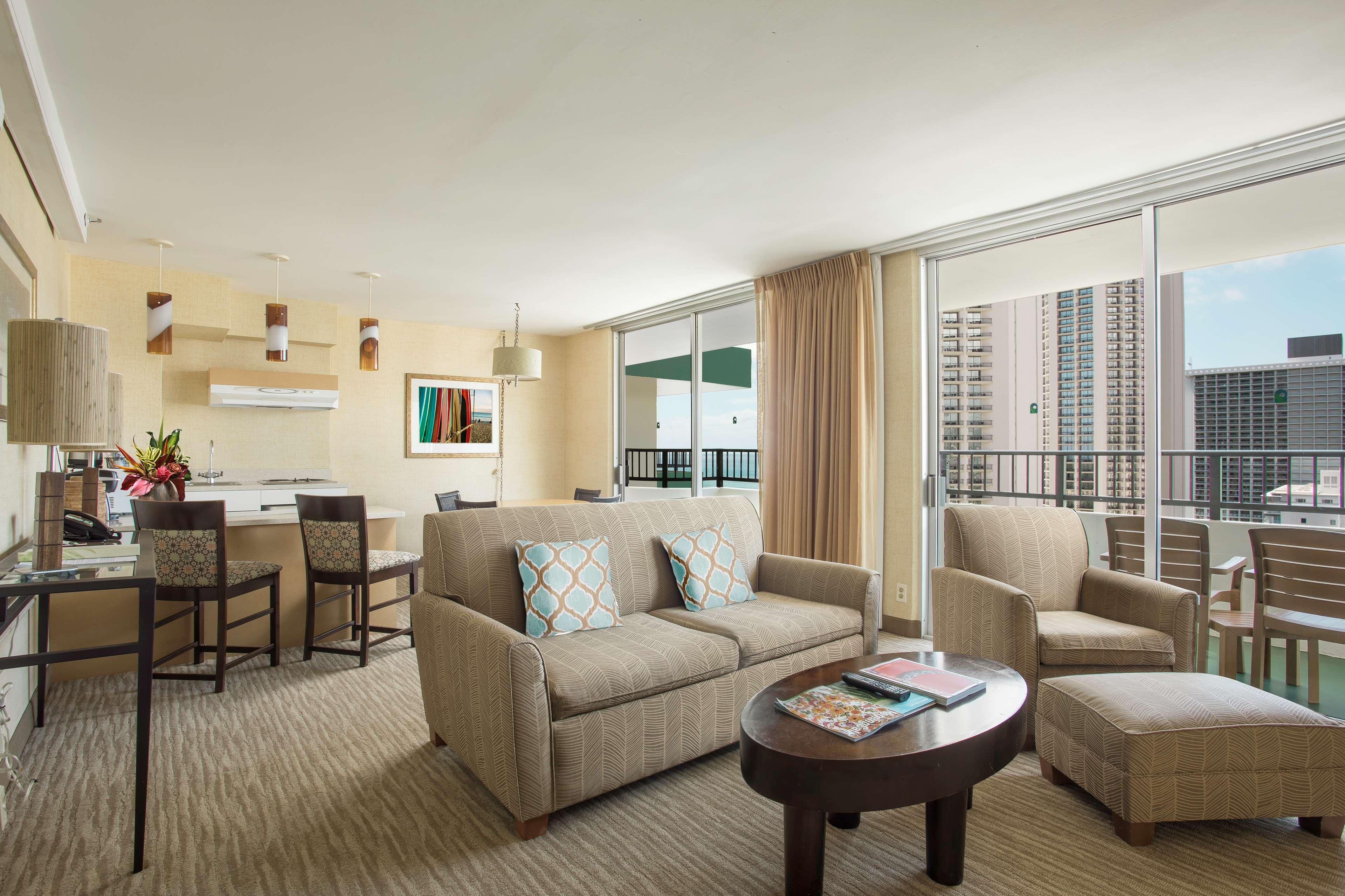 Waikiki Resort Hotel