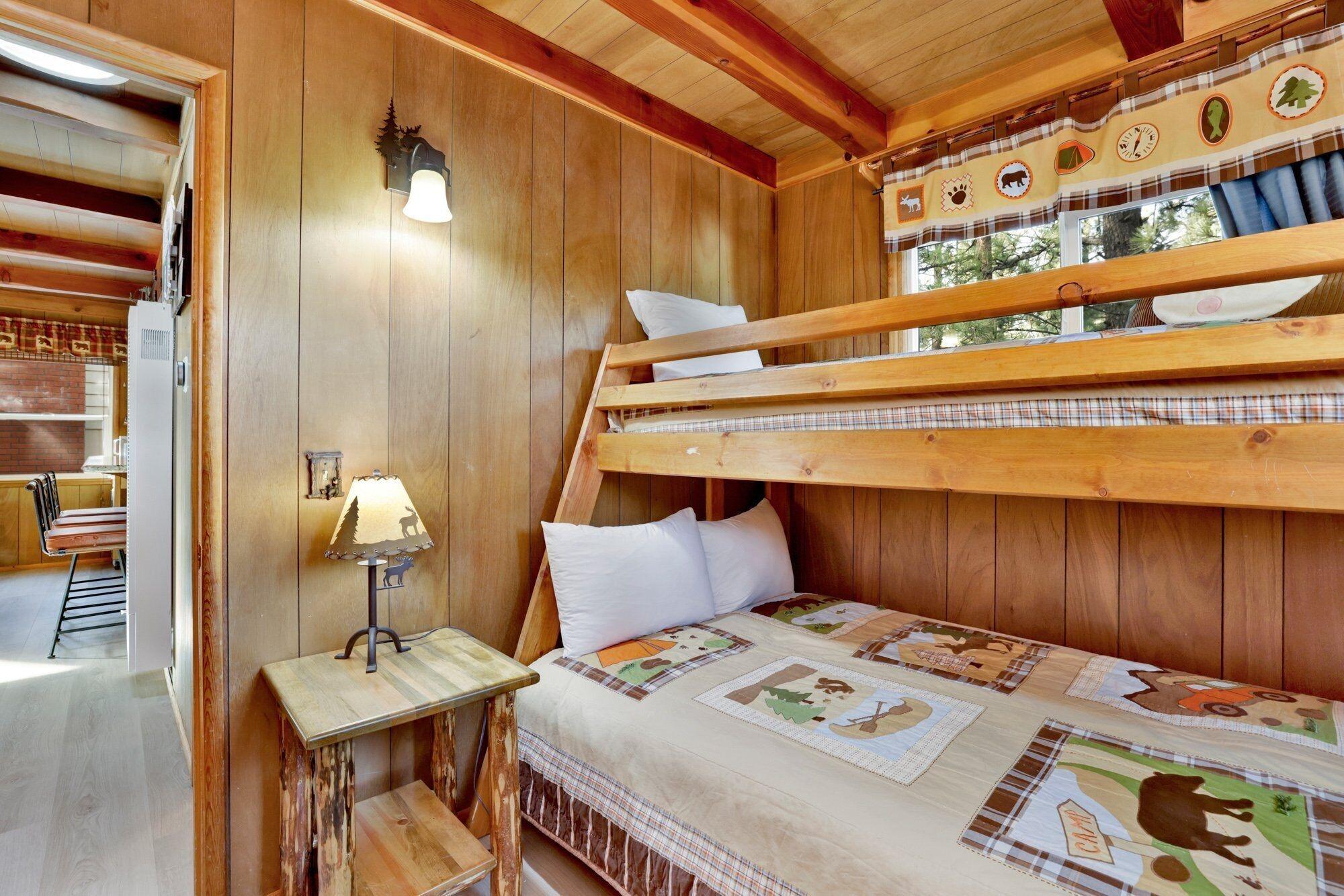 Kozy Cabin 2386