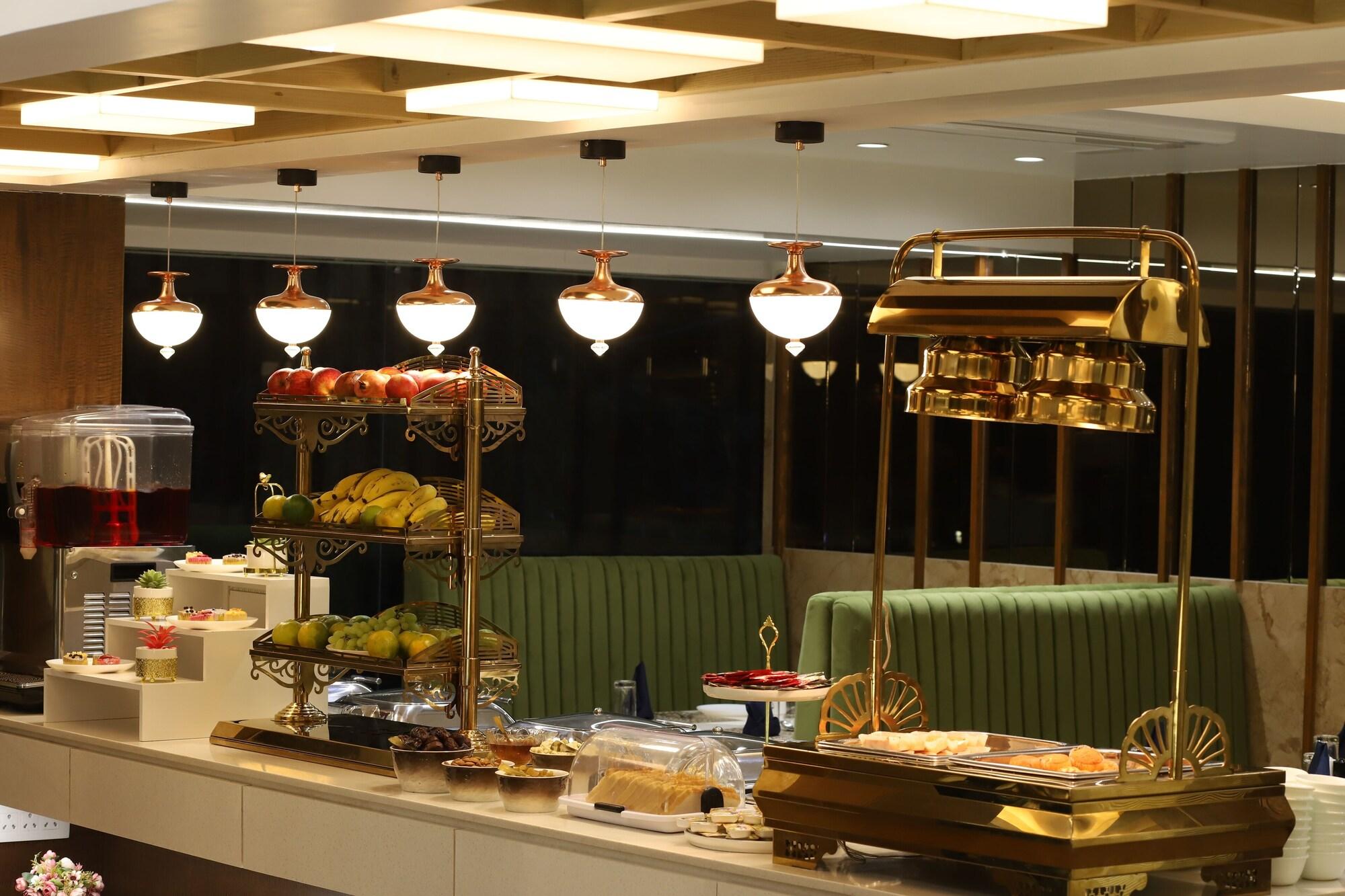 Hotel Auris Banquets Mumbai International Airport