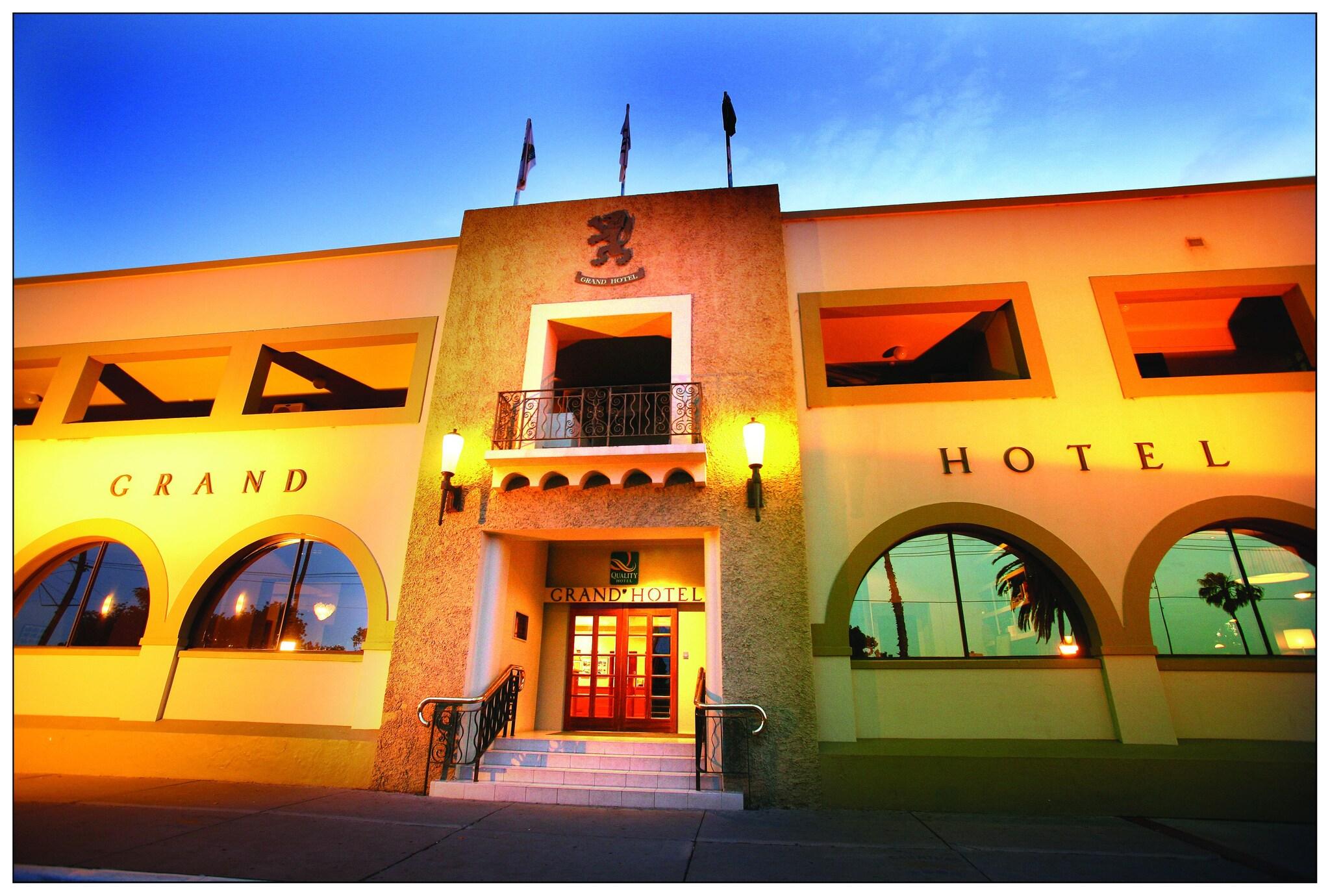 Quality Hotel Mildura Grand by null