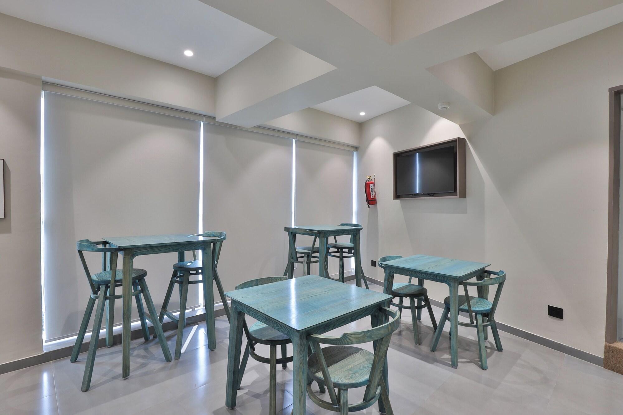 Hotel The Grand Suites