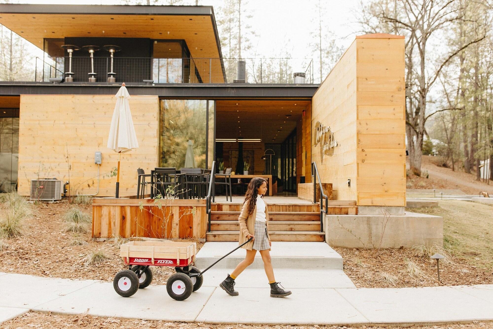 AutoCamp Sequoia by null