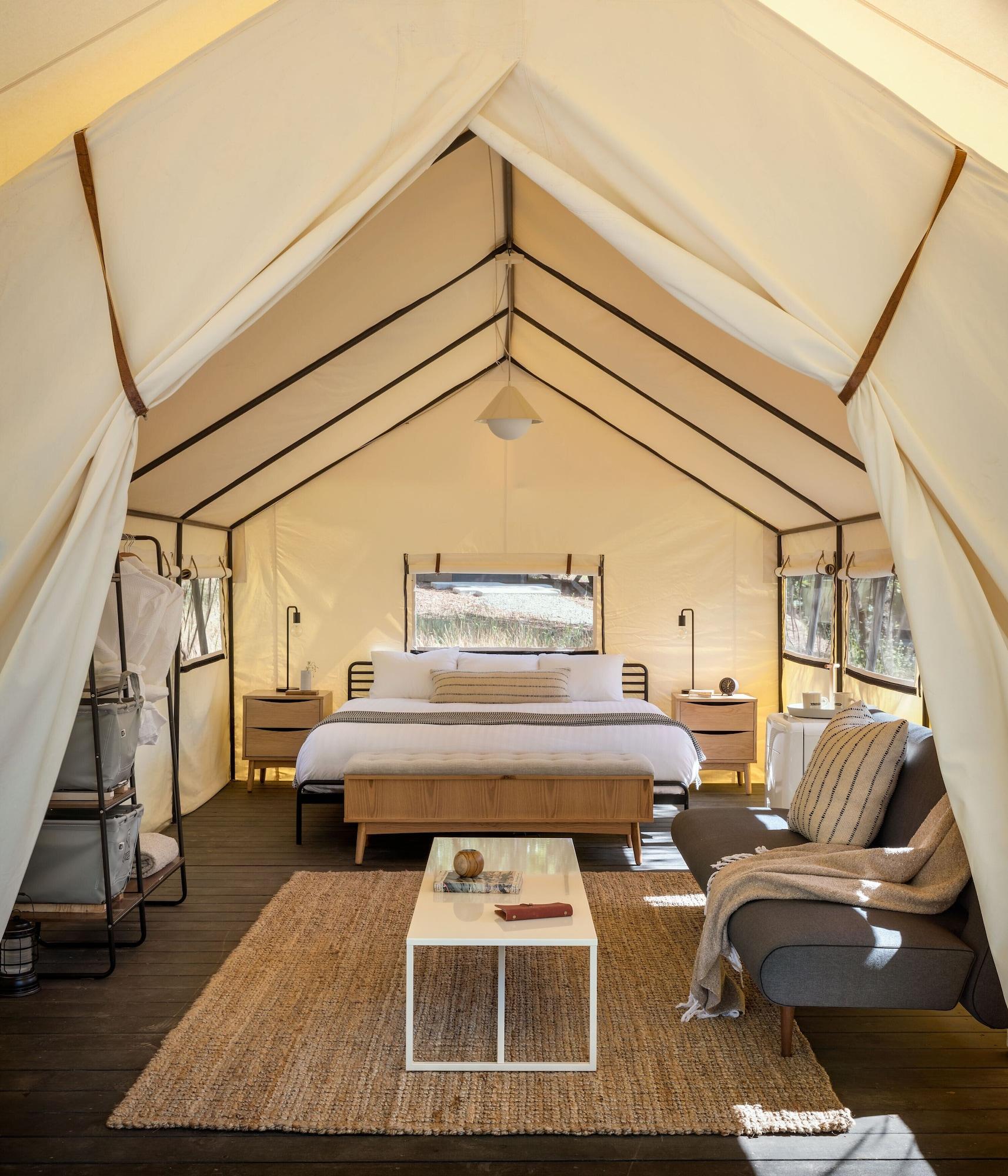 AutoCamp Sequoia by null