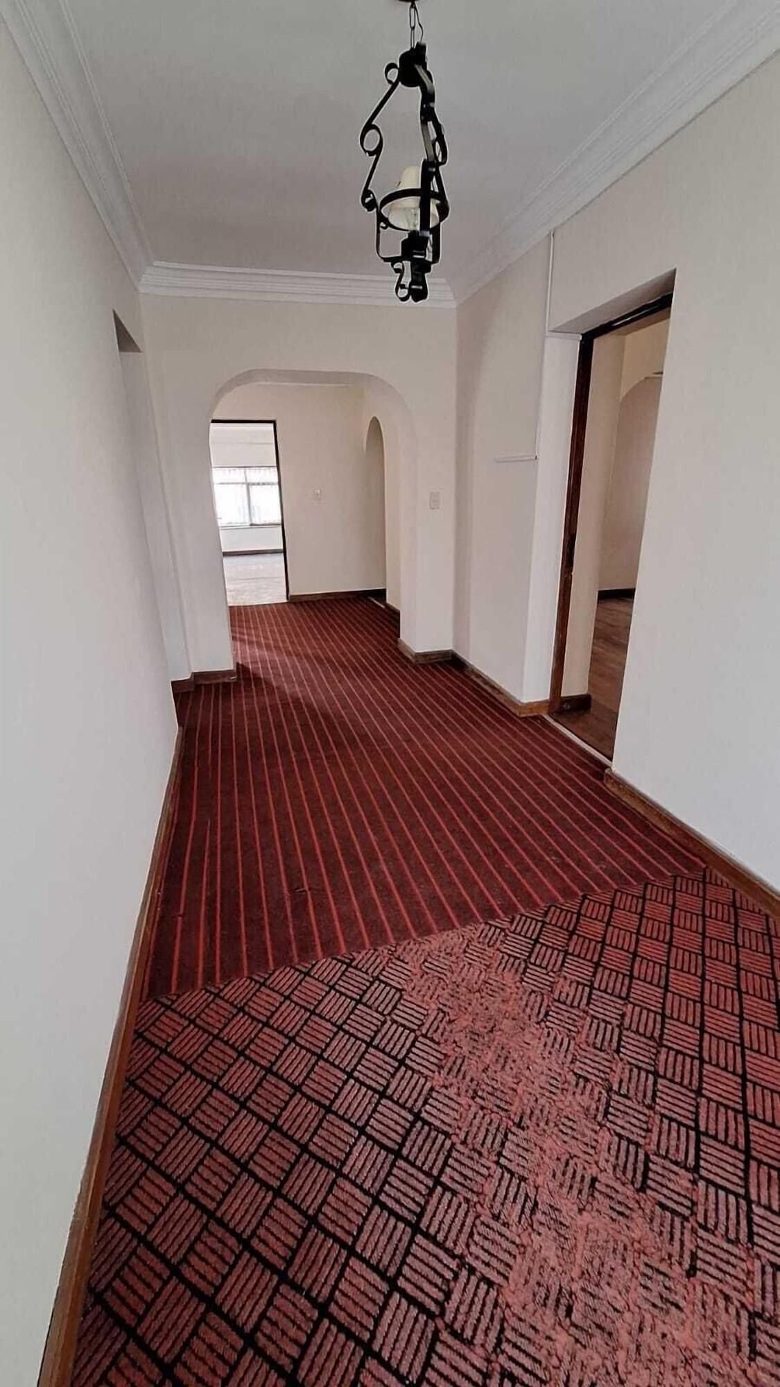 Nomada Hostal