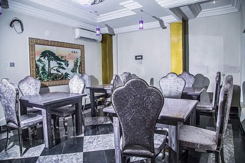 E Suite Hotel