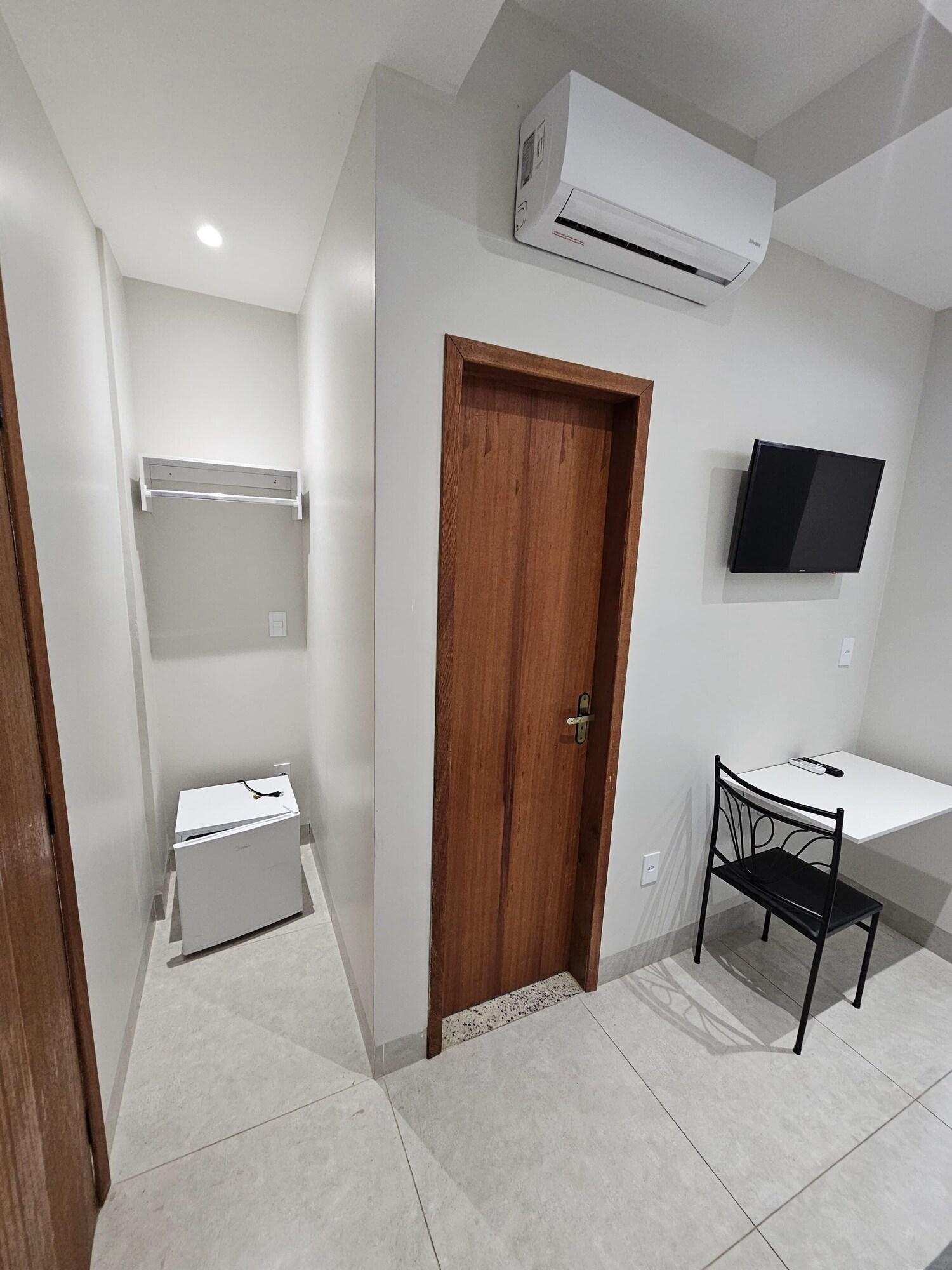 Room 5, Hotel Polastrelli, Governador Valadares