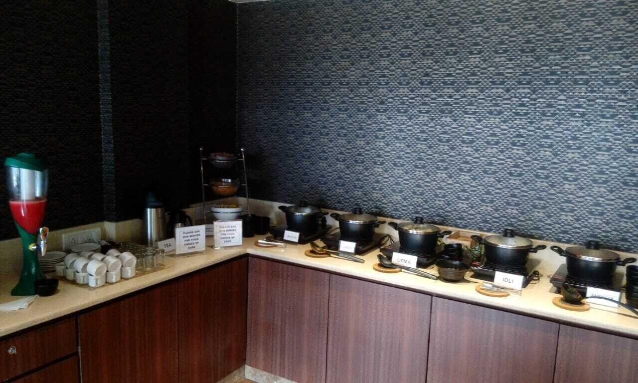 Hotel Seven Sky