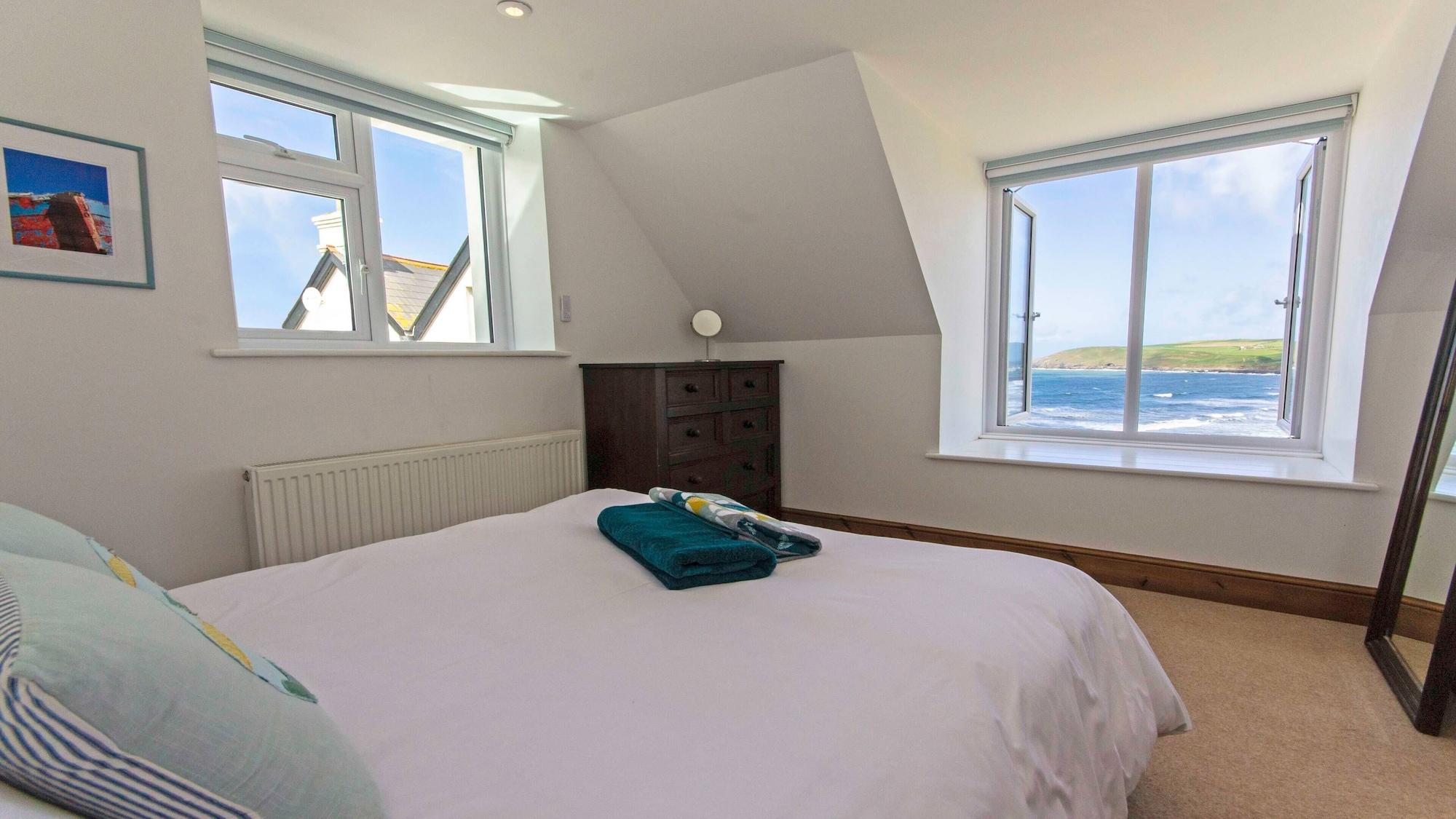 Stables Croyde 4 Bedrooms Sleeps 8 Sea Beach Views