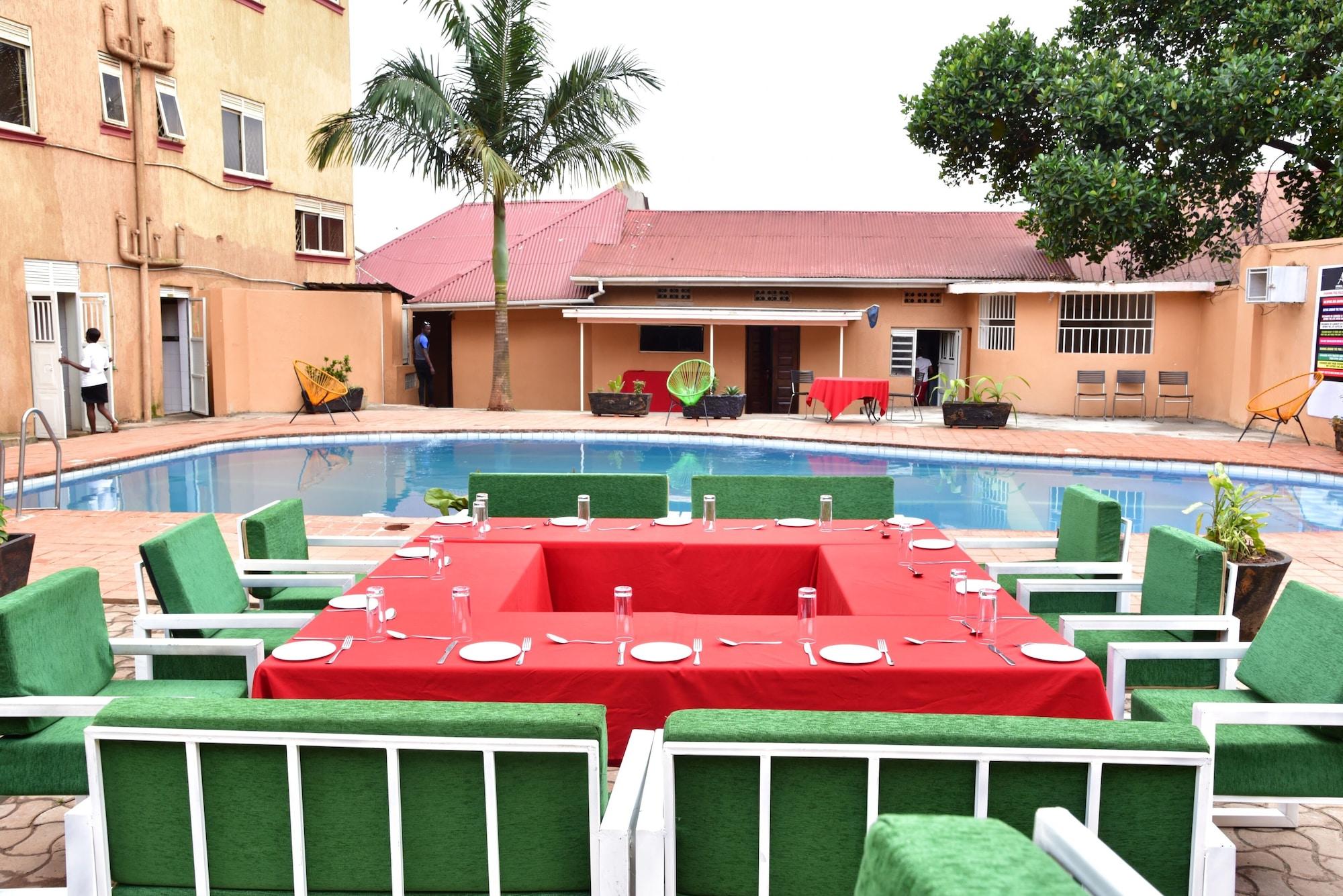 Admiral Hotel