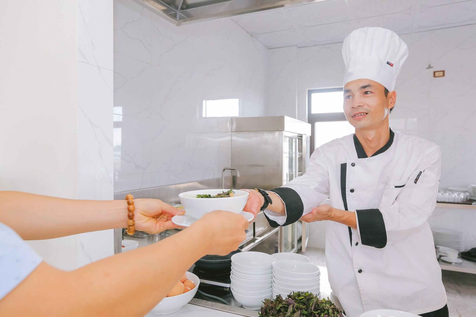 Prosperity Ha Long Hotel