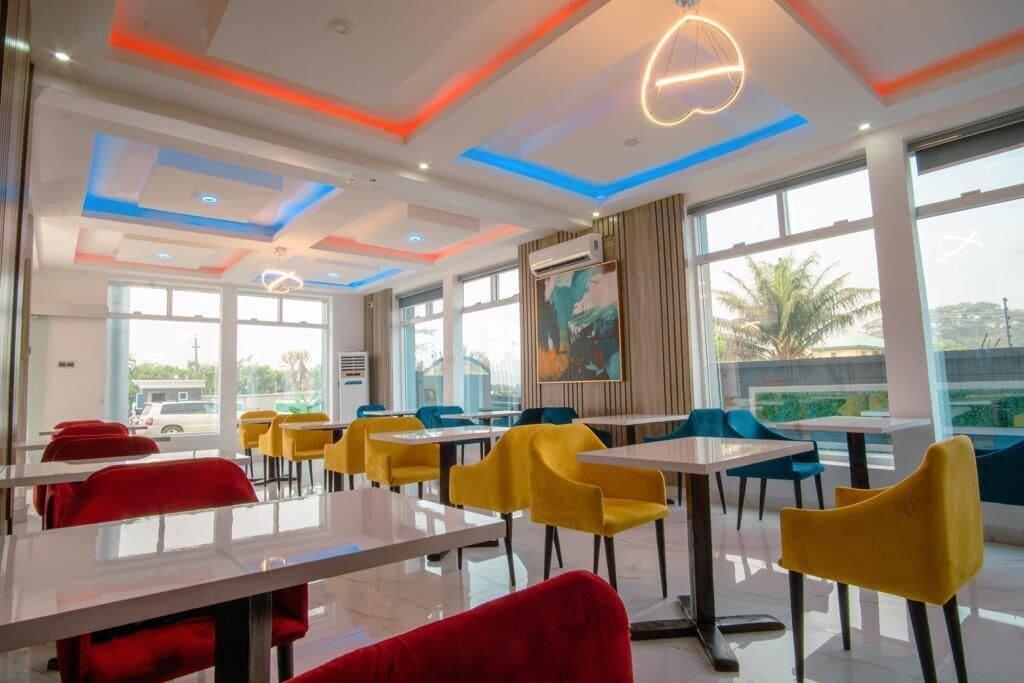 Jahz Empire Suites