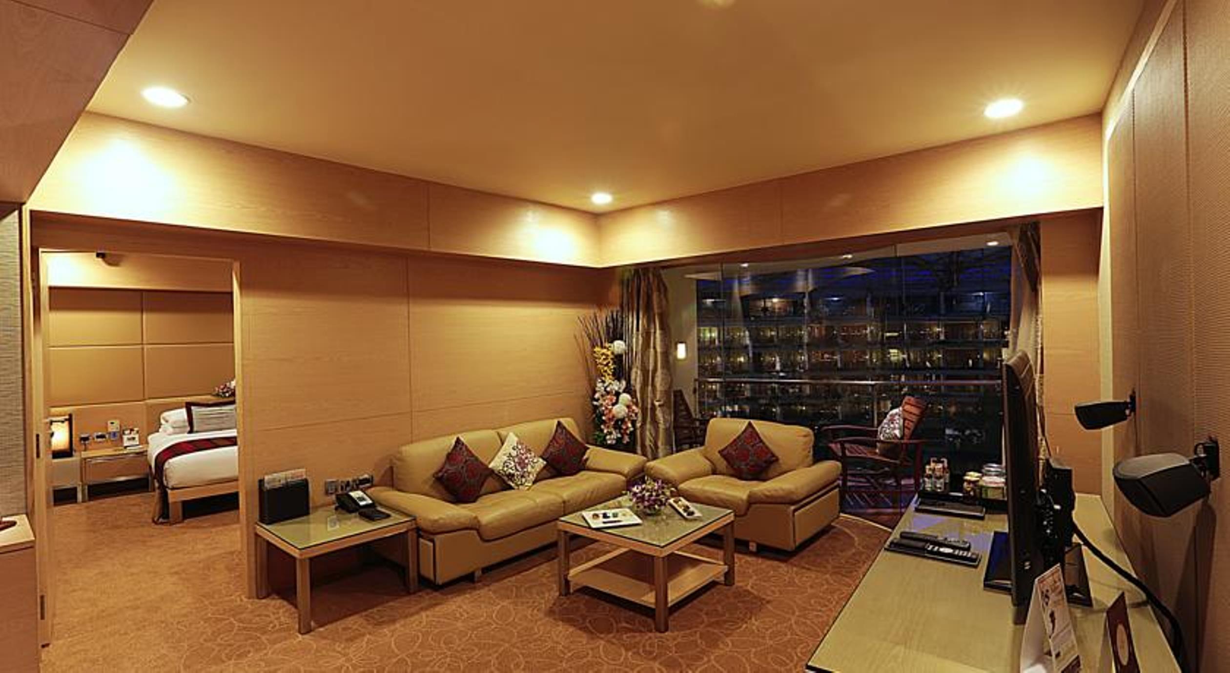 Hotel Sahara Star by null