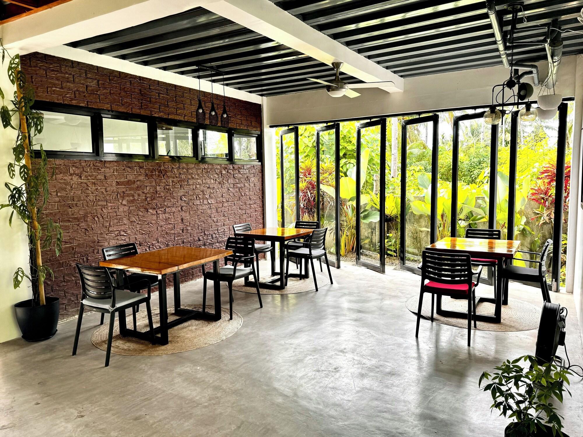 Casa Basa Siargao