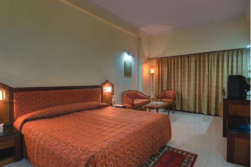 Hotel Amar by null