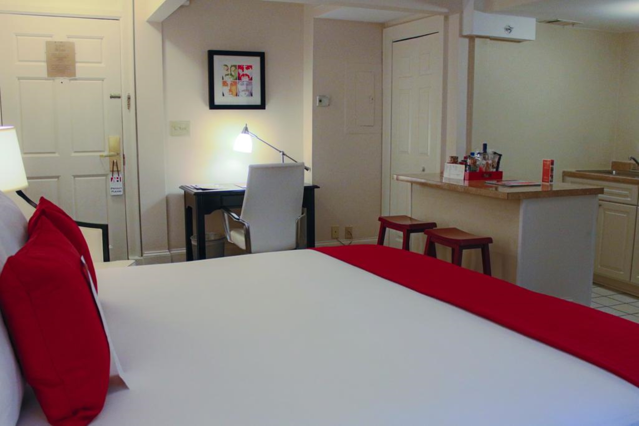 Artmore Hotel by null