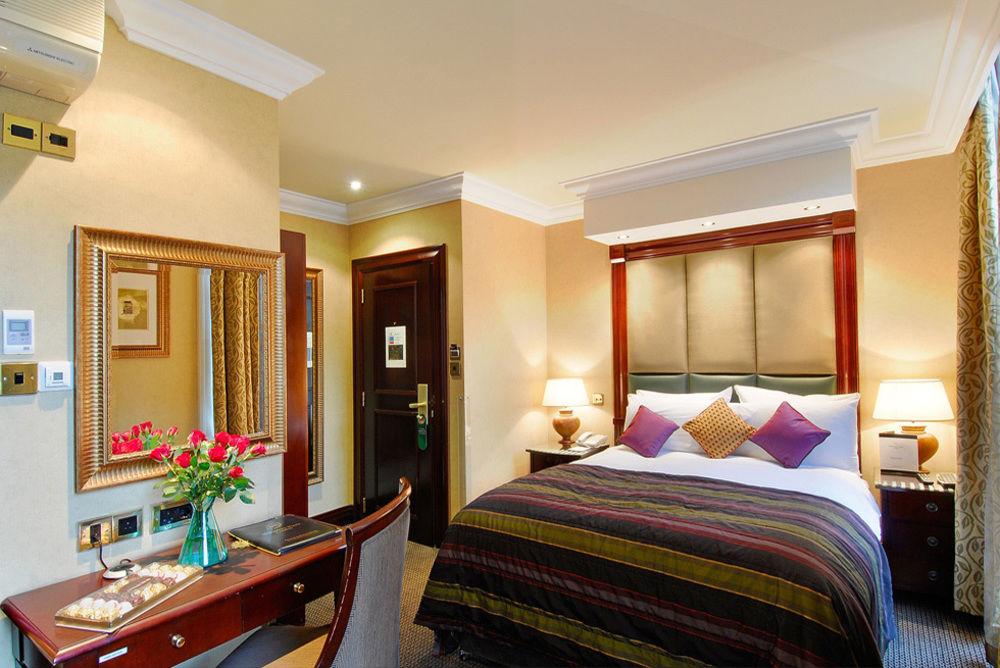 Inhabit Southwick Street by null