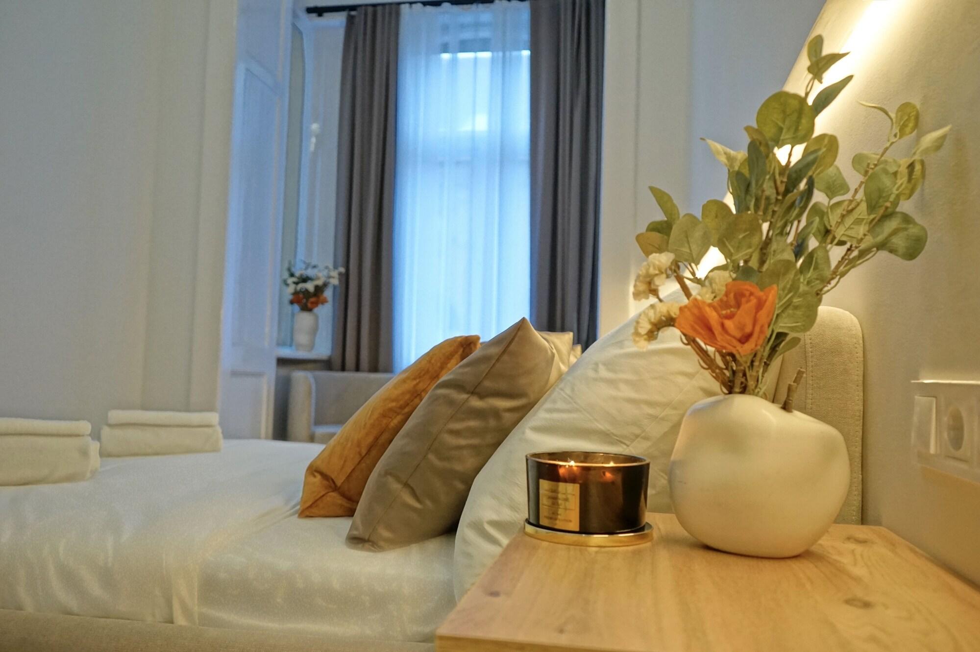 You Boutique Suites By Bqa