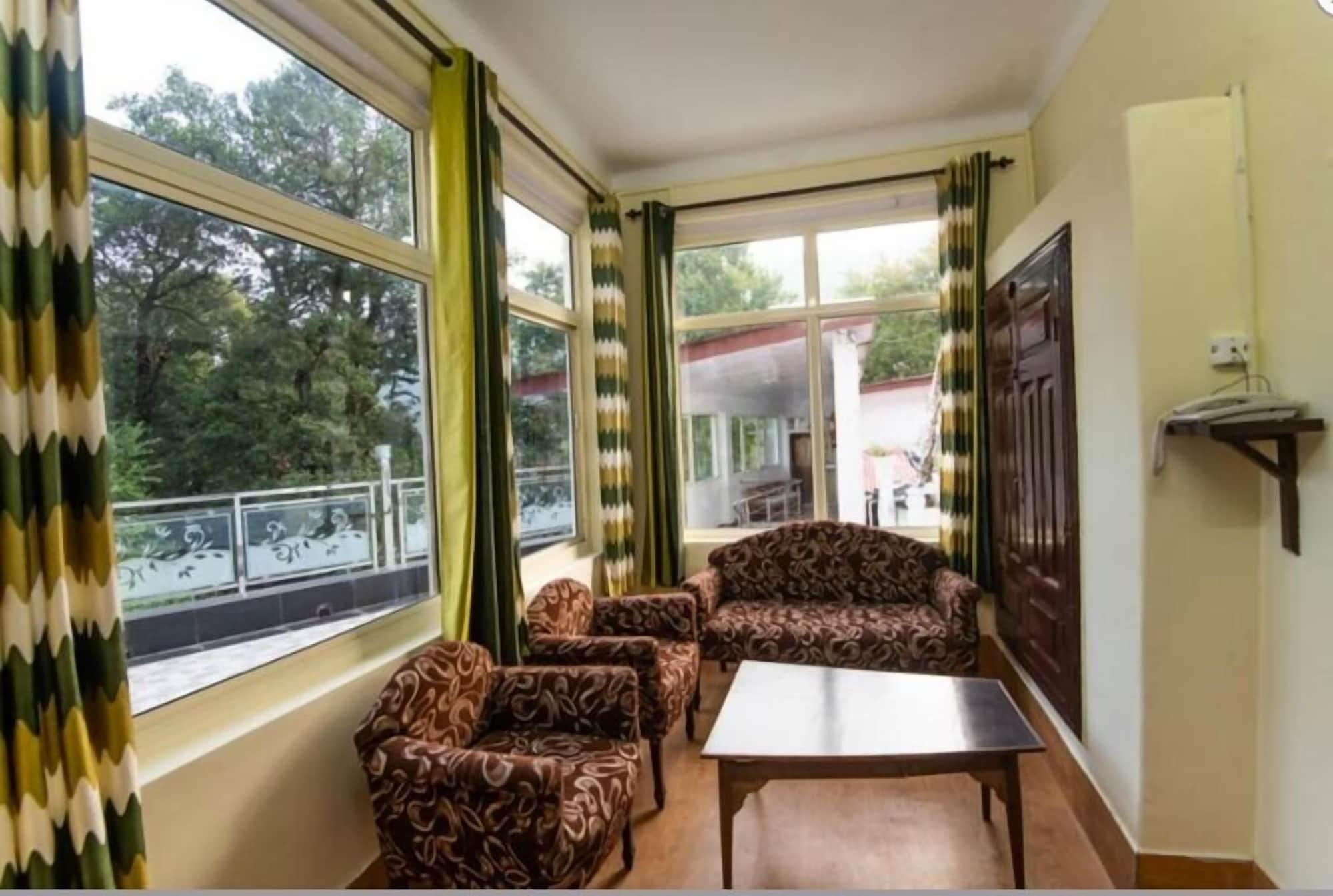 India Hotel
